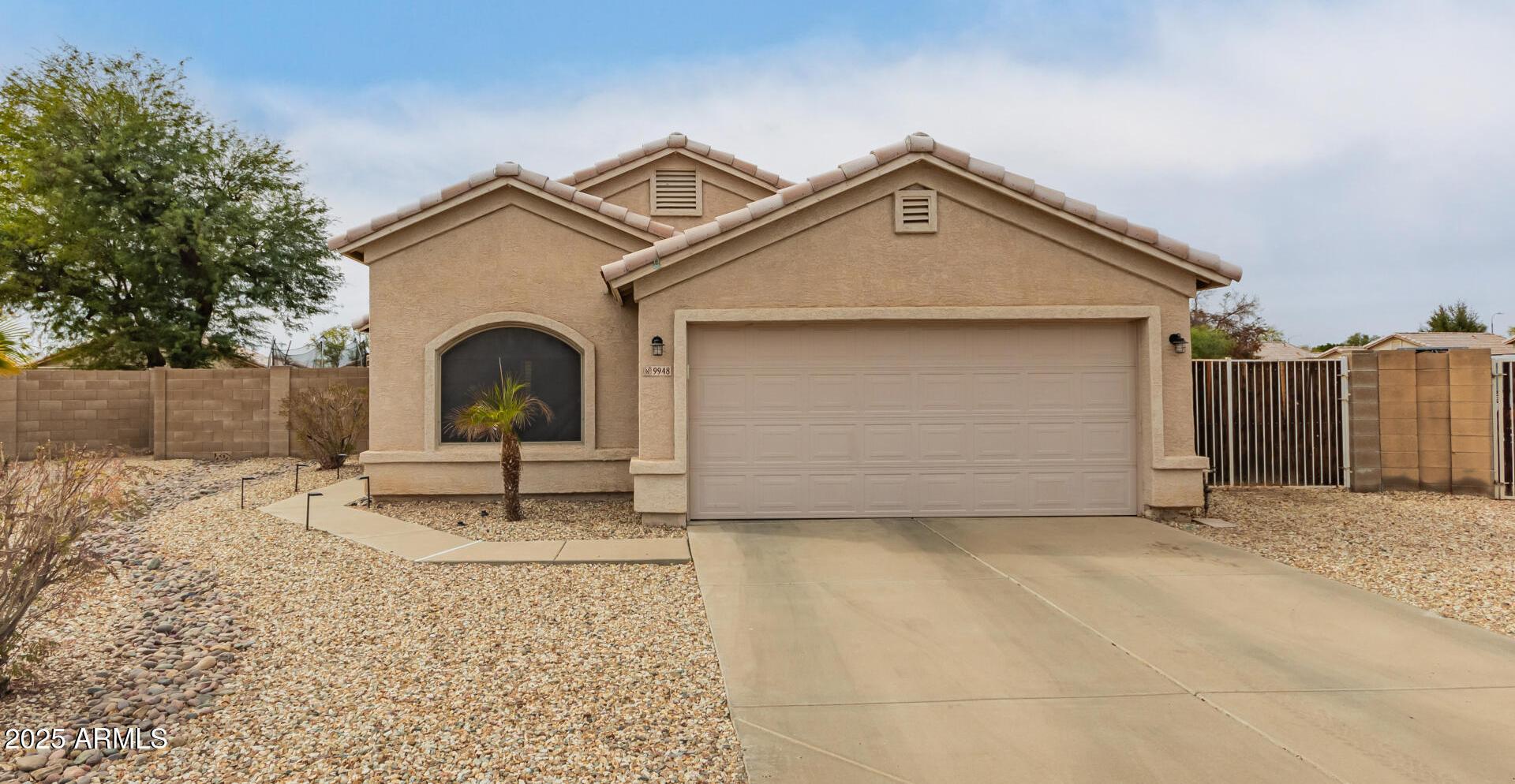 Photo one of 9948 N 94Th Ave Peoria AZ 85345 | MLS 6832065