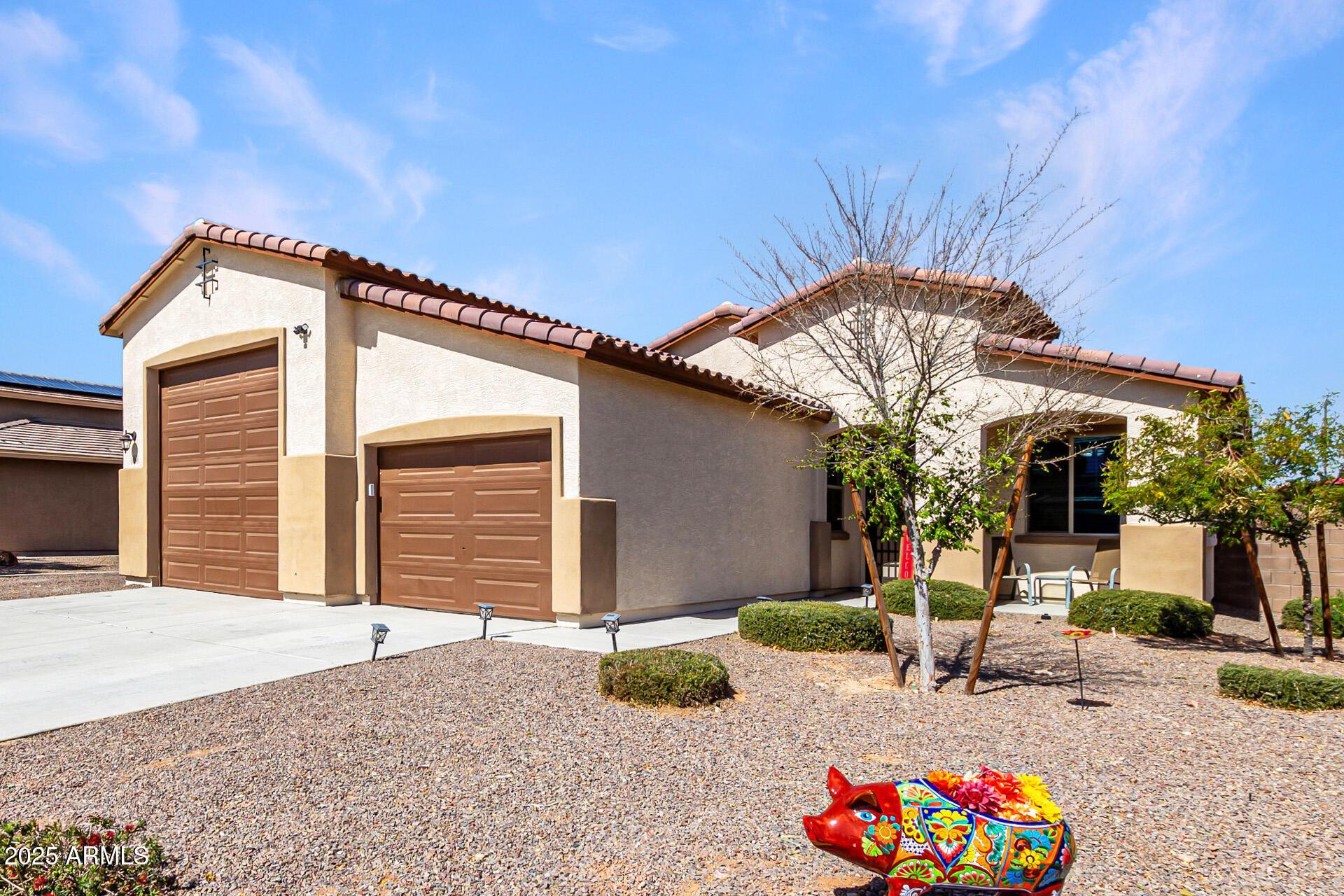 Photo one of 18146 W Tina Ln Surprise AZ 85387 | MLS 6832173