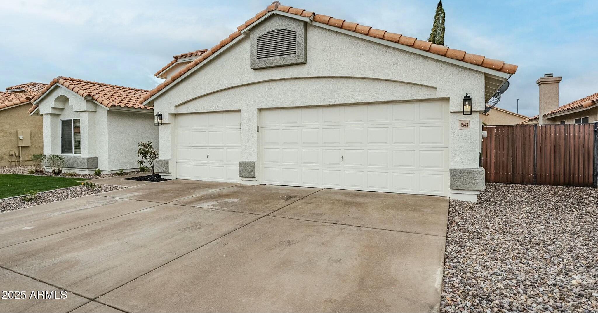 Photo one of 7543 E Keats Ave Mesa AZ 85209 | MLS 6832127