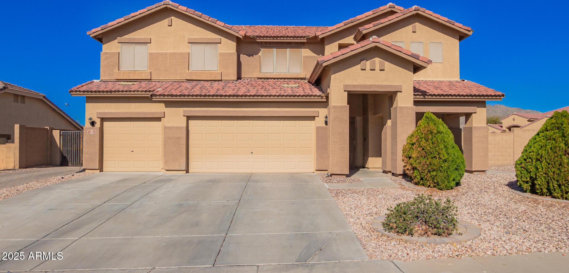 Photo one of 224 N 236Th Ave Buckeye AZ 85396 | MLS 6832458