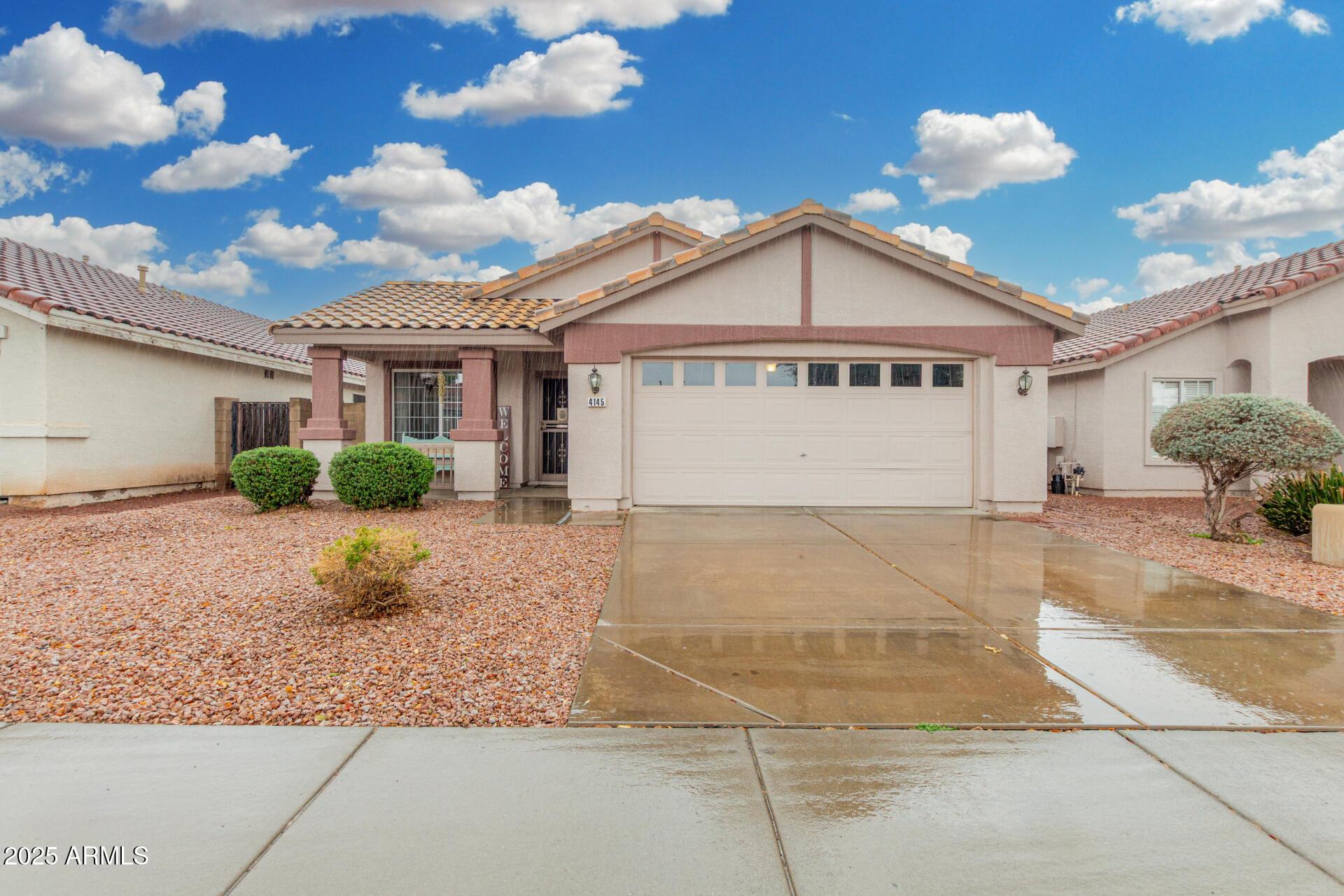 Photo one of 4145 W Columbine Dr Phoenix AZ 85029 | MLS 6832495