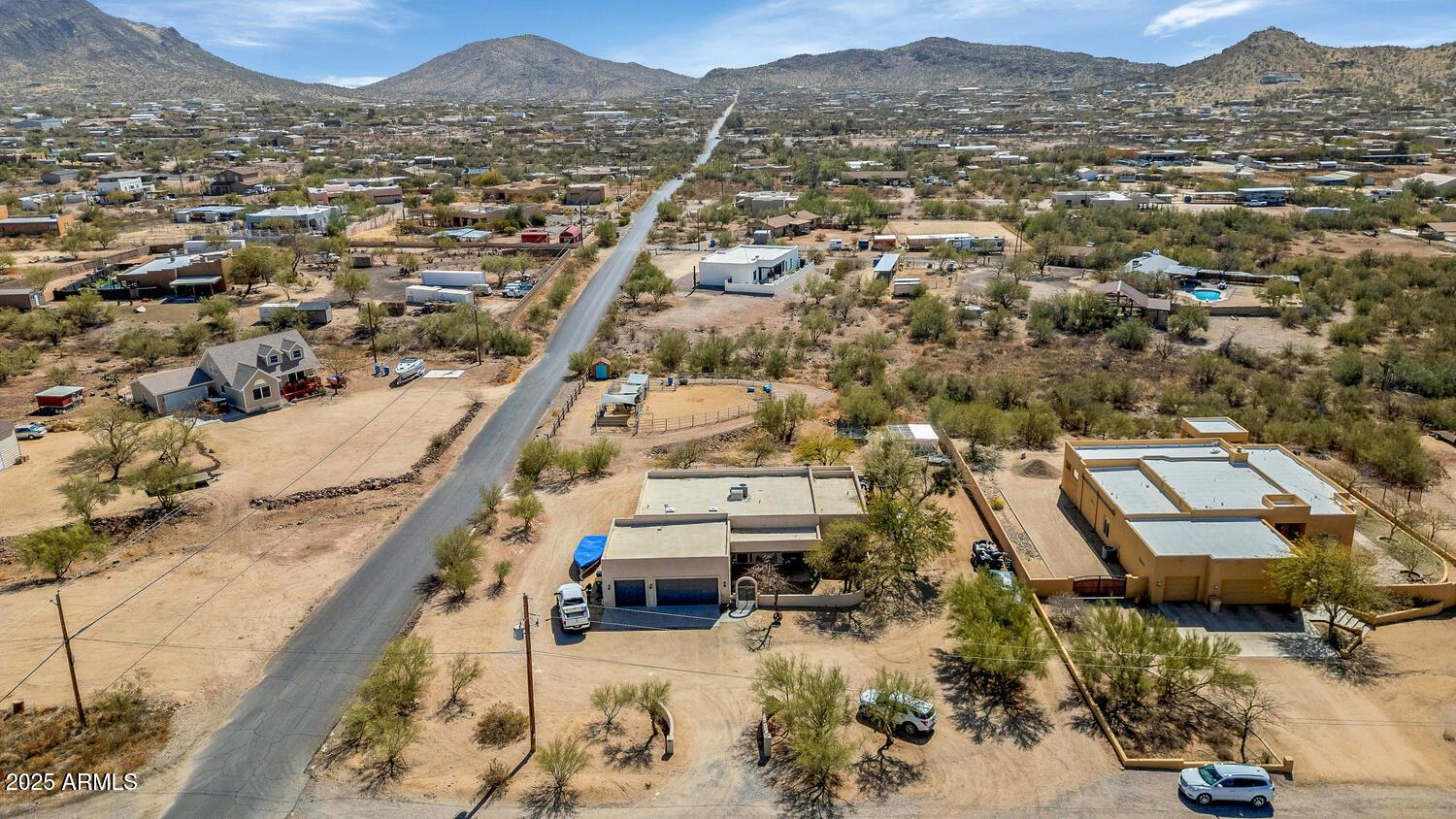 Photo one of 1345 E Gaffney Rd New River AZ 85087 | MLS 6832590