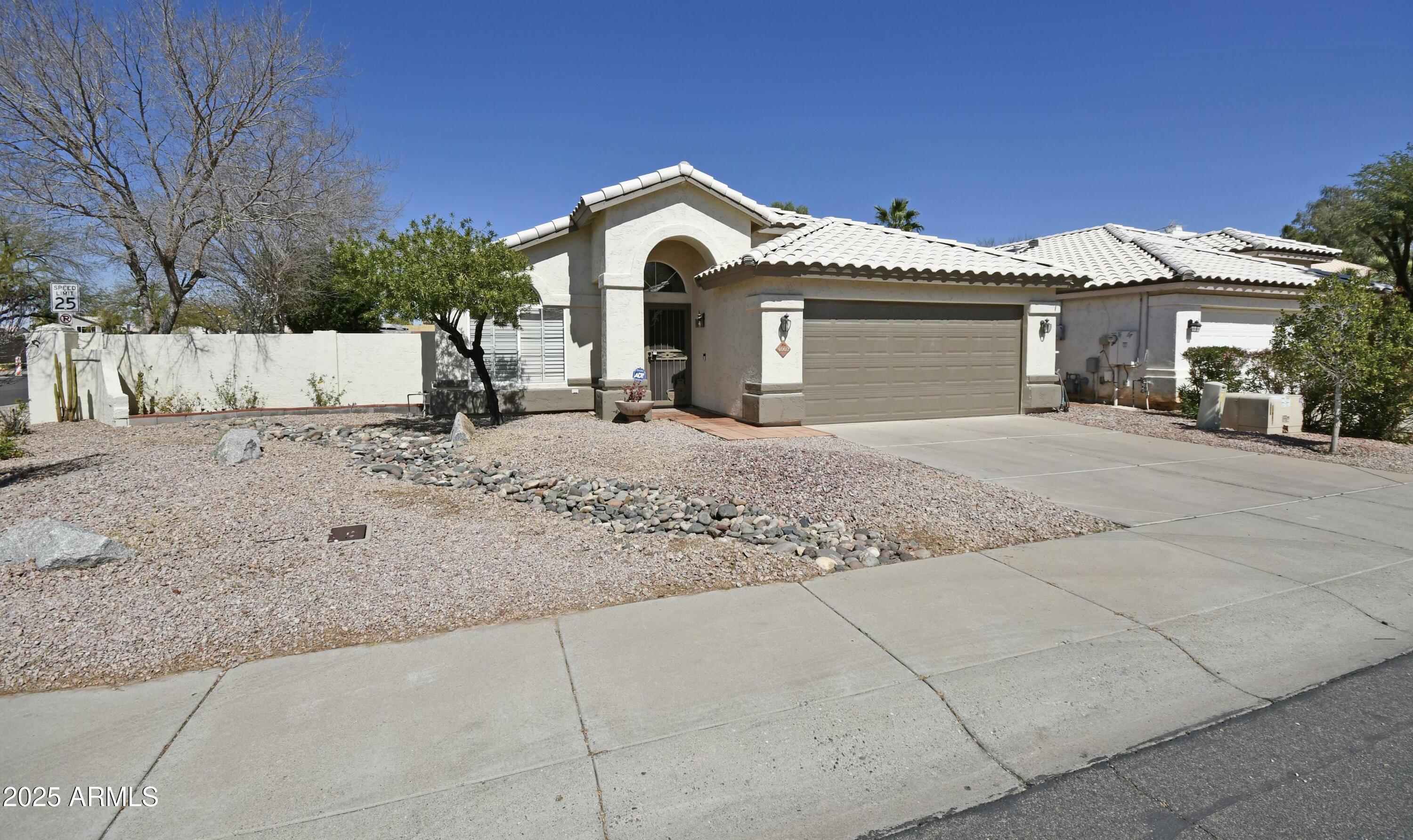 Photo one of 4002 E Rockwood Dr Phoenix AZ 85050 | MLS 6832596