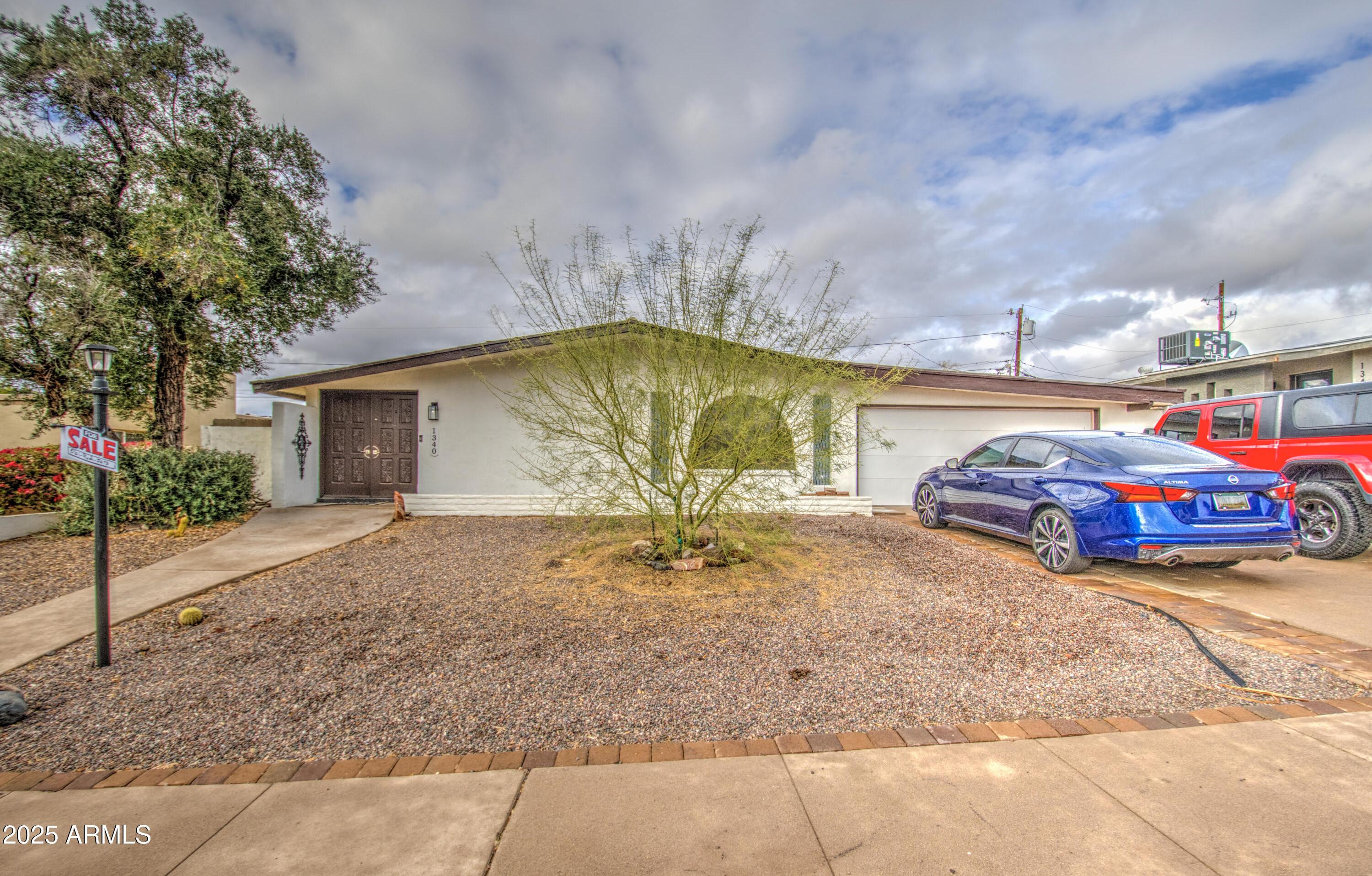 Photo one of 1340 E Townley Ave Phoenix AZ 85020 | MLS 6832733