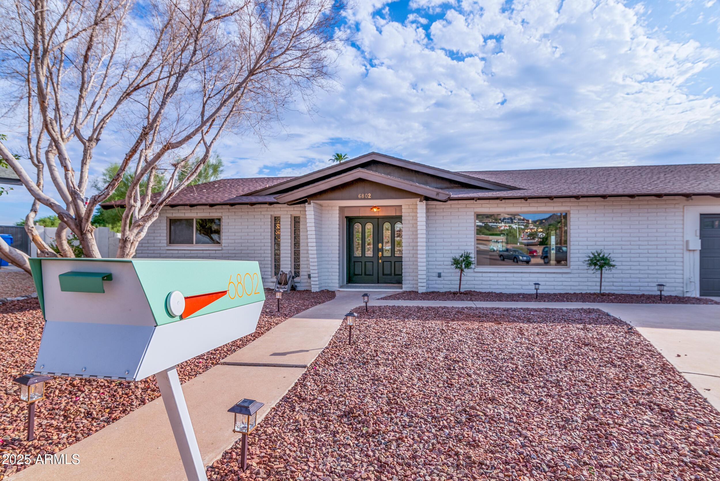 Photo one of 6802 N 22Nd Pl Phoenix AZ 85016 | MLS 6832711