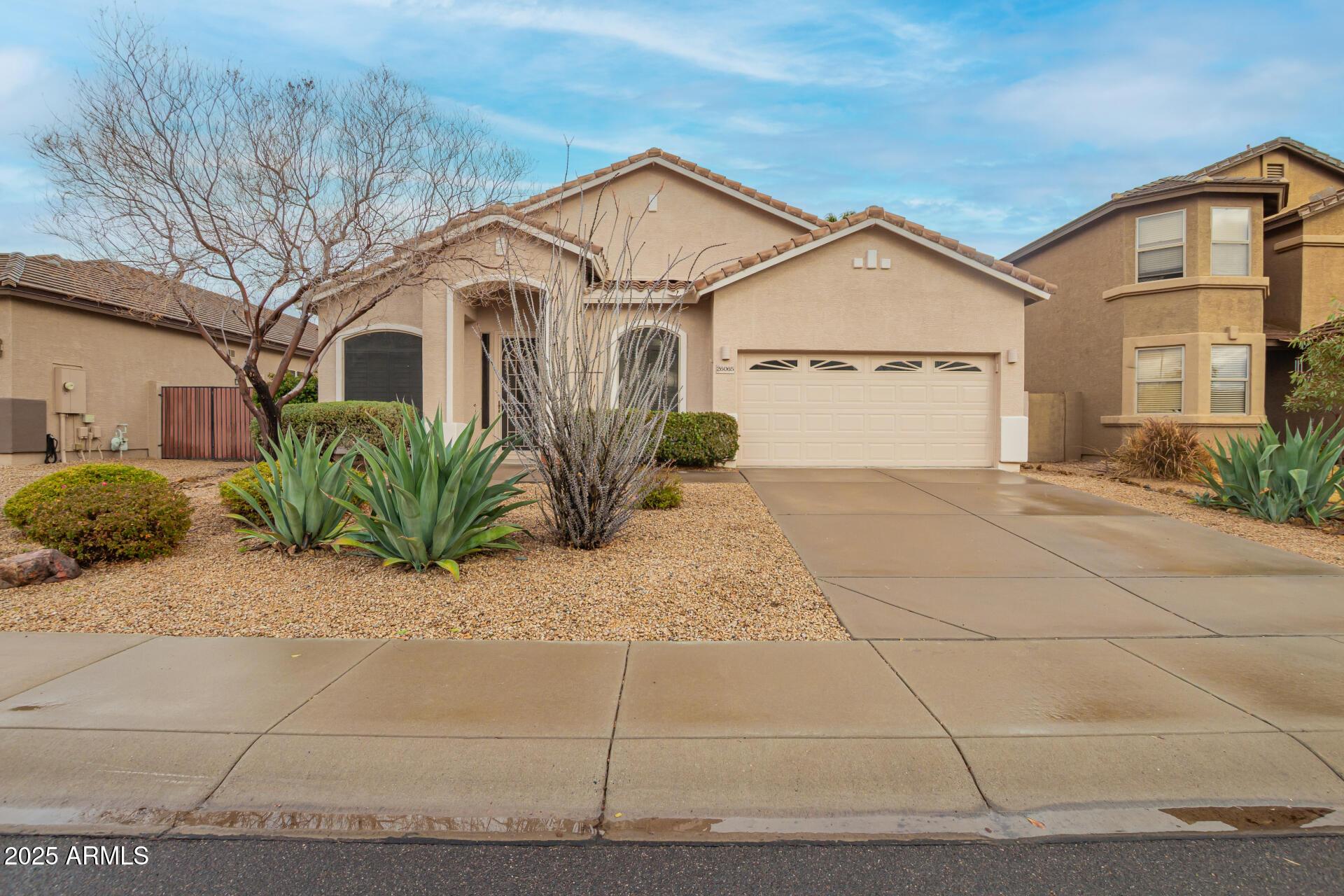 Photo one of 26065 N 68Th Ln Peoria AZ 85383 | MLS 6832998