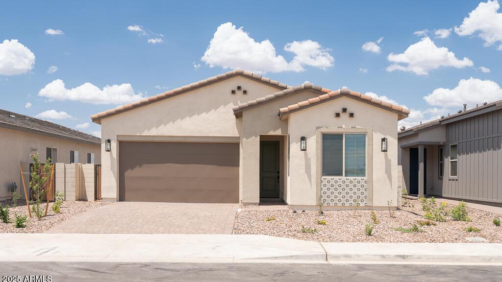 Photo one of 352 E Las Perlas Ln San Tan Valley AZ 85140 | MLS 6833015