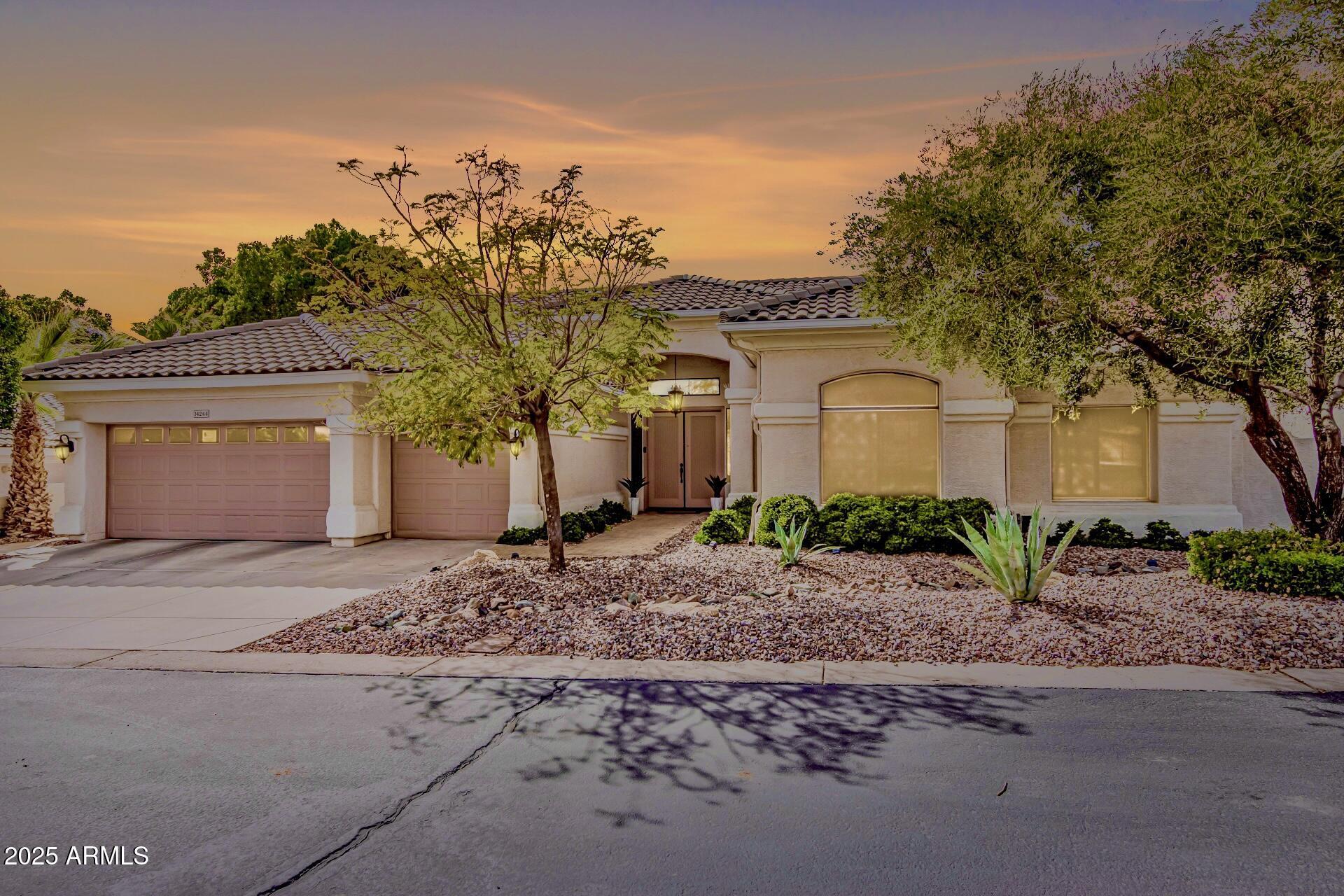 Photo one of 14244 N 14Th Pl Phoenix AZ 85022 | MLS 6834179