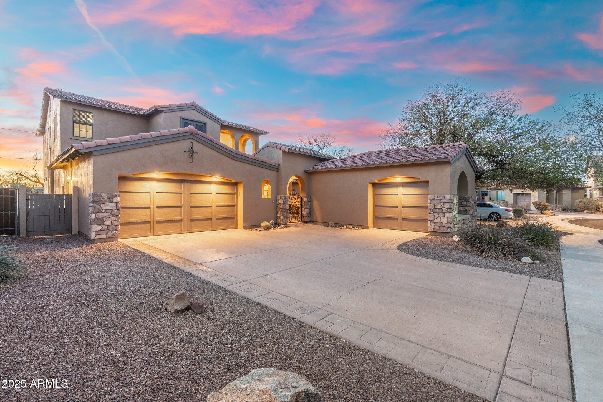 Photo one of 8432 S 21St Pl Phoenix AZ 85042 | MLS 6834198