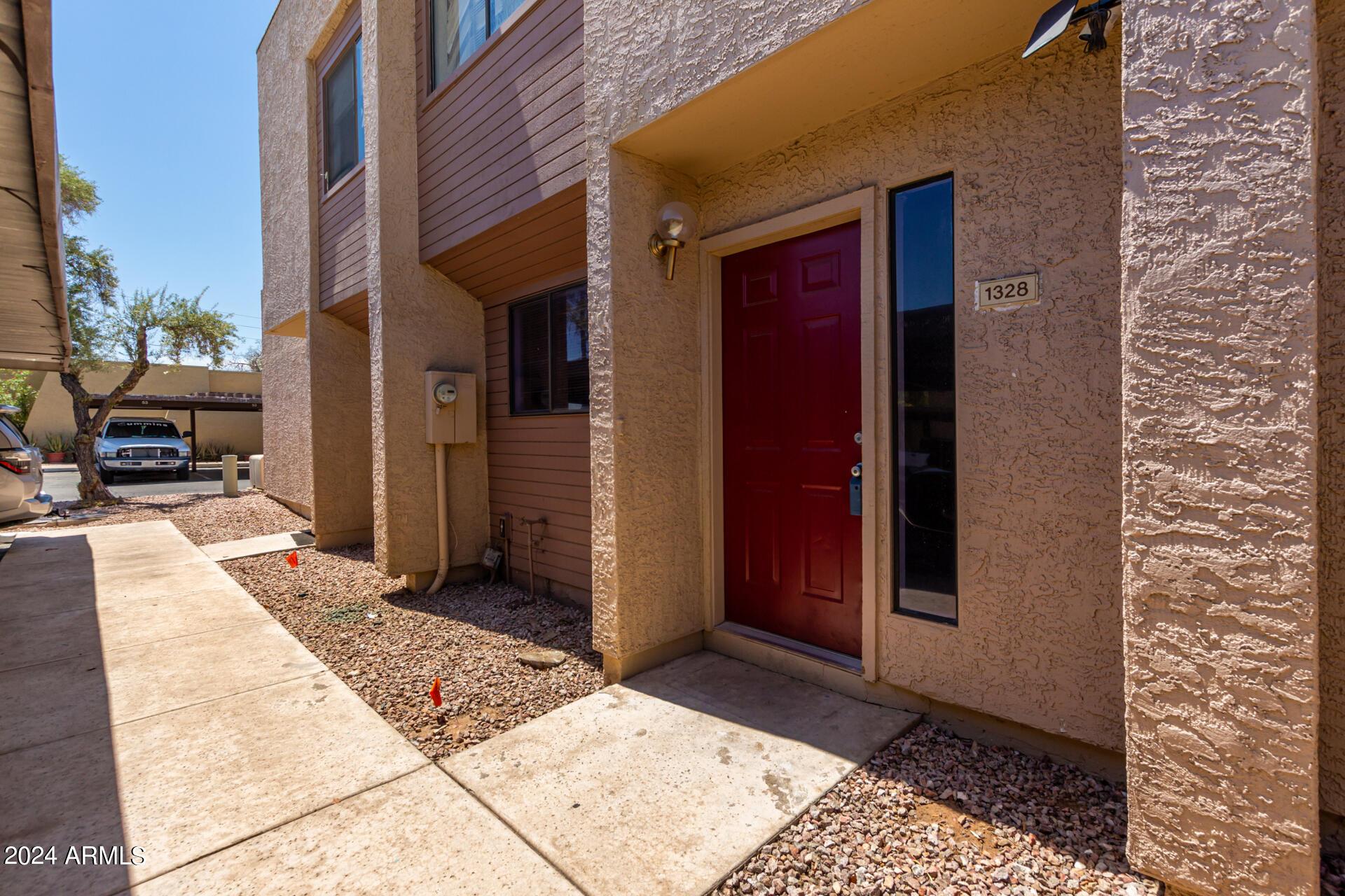 Photo one of 1328 S Mckemy St Tempe AZ 85281 | MLS 6834571