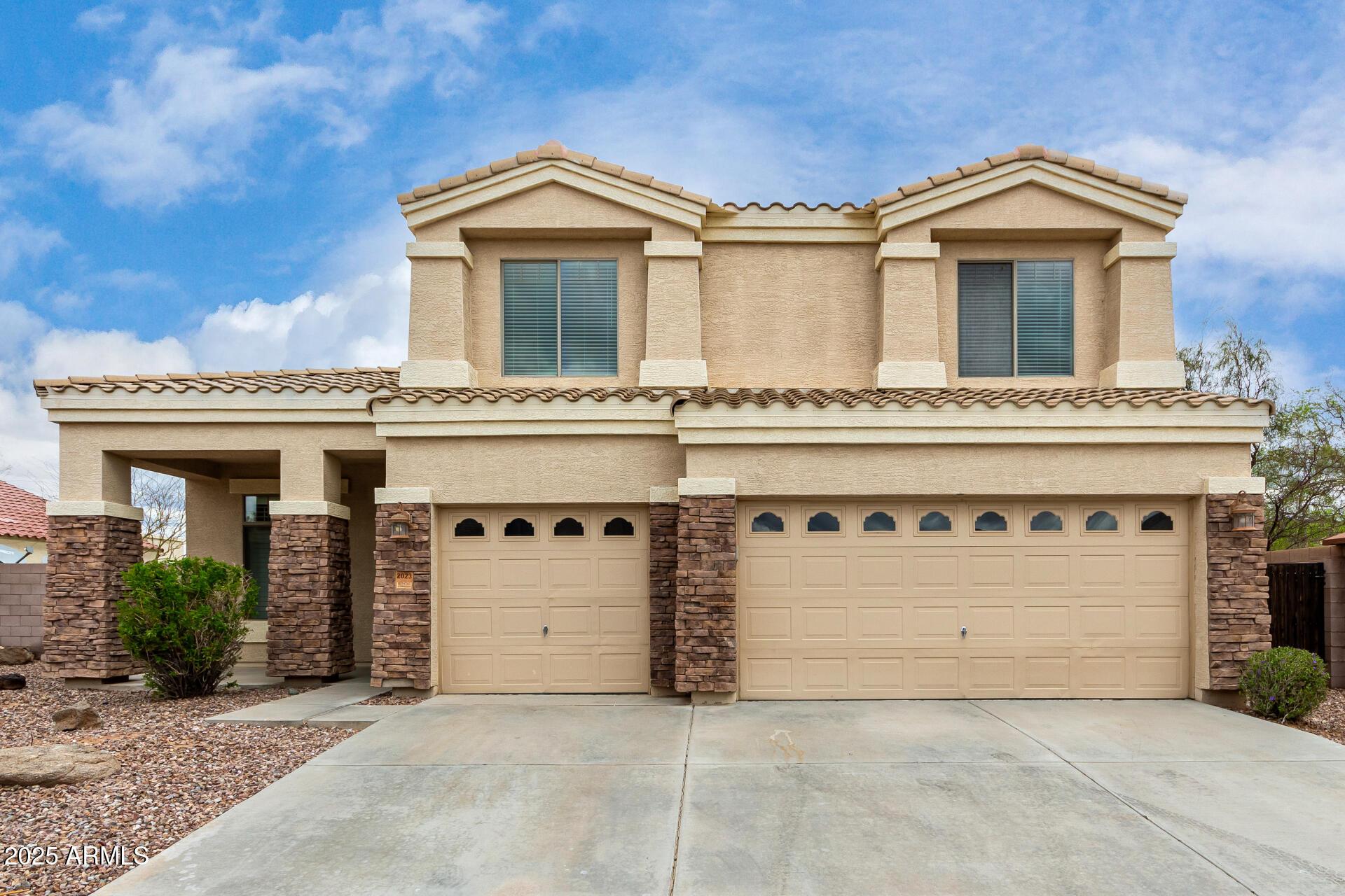 Photo one of 2023 S 106Th Ave Tolleson AZ 85353 | MLS 6834579