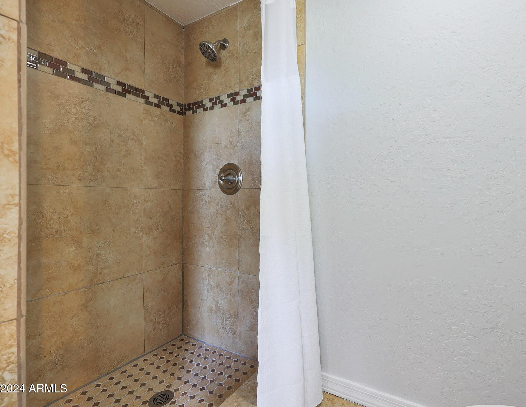 Photo #18