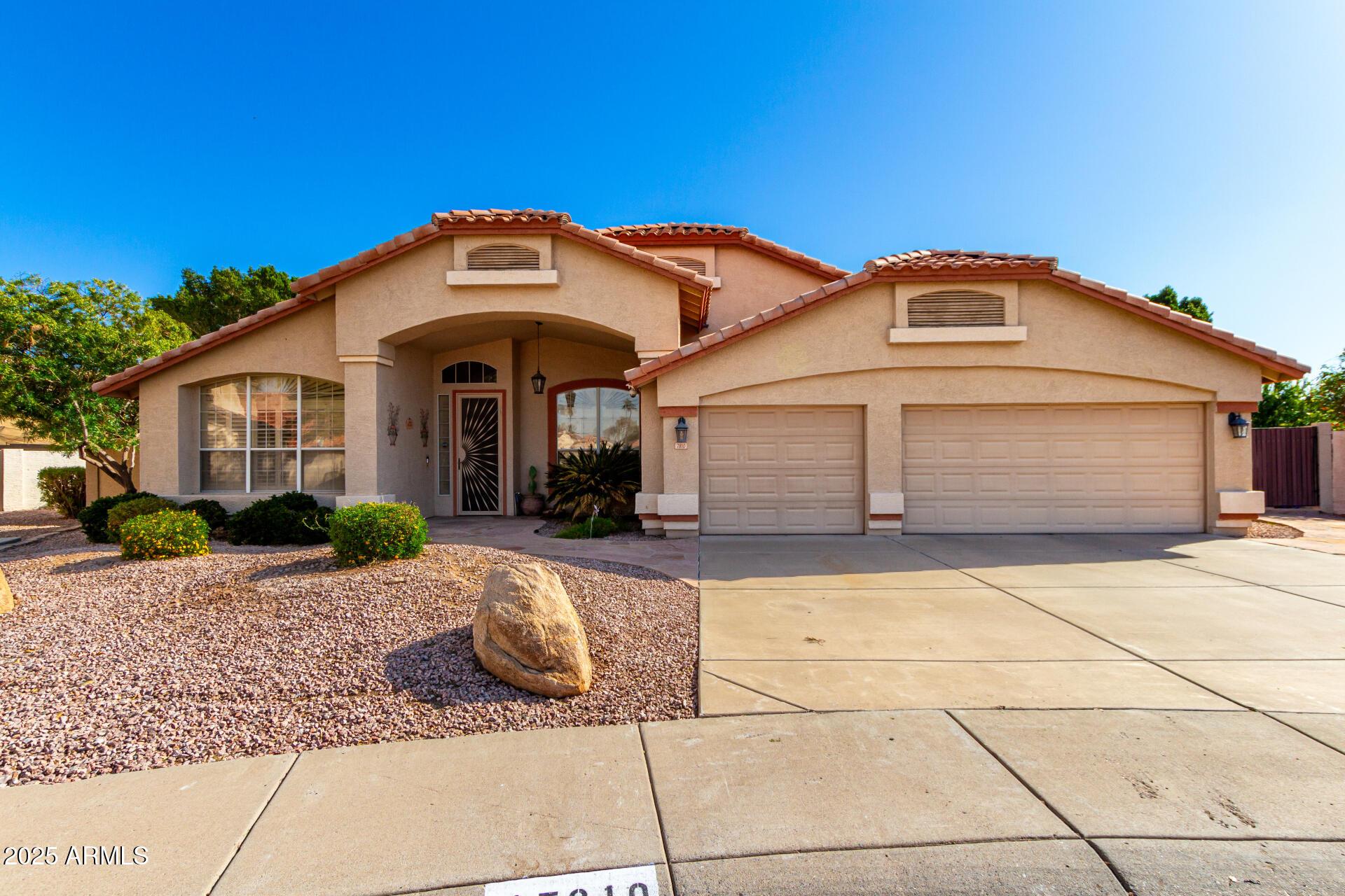 Photo one of 7810 W Wescott Dr Glendale AZ 85308 | MLS 6835097