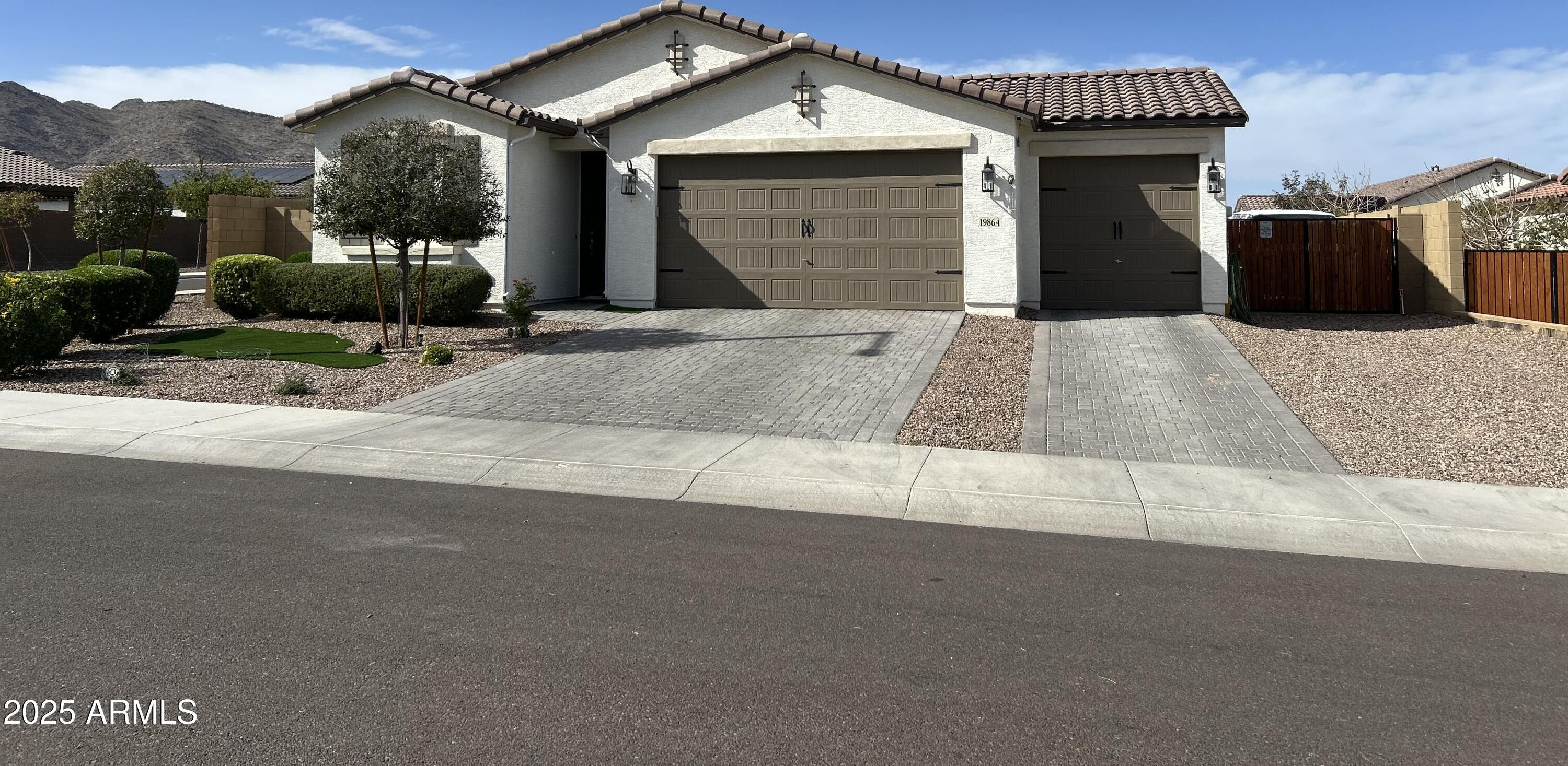 Photo one of 19864 W San Juan Ave Litchfield Park AZ 85340 | MLS 6835199