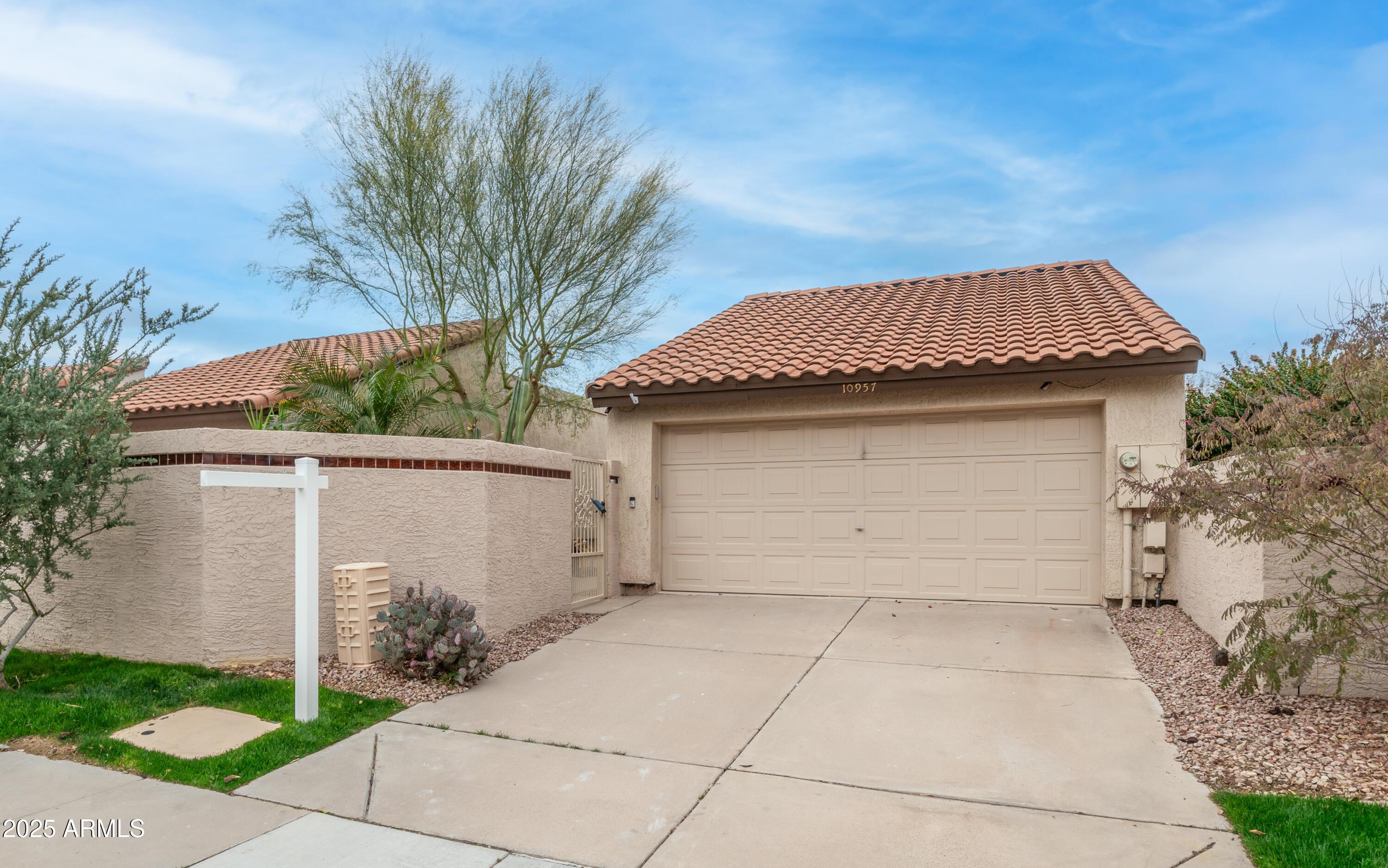 Photo one of 10957 E Hope Dr Scottsdale AZ 85259 | MLS 6835247