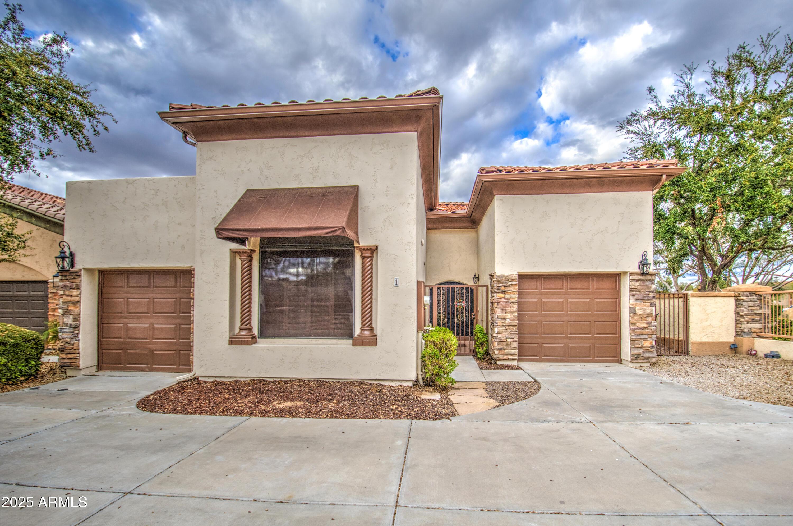 Photo one of 150 N Lakeview Blvd # 1 Chandler AZ 85225 | MLS 6835210