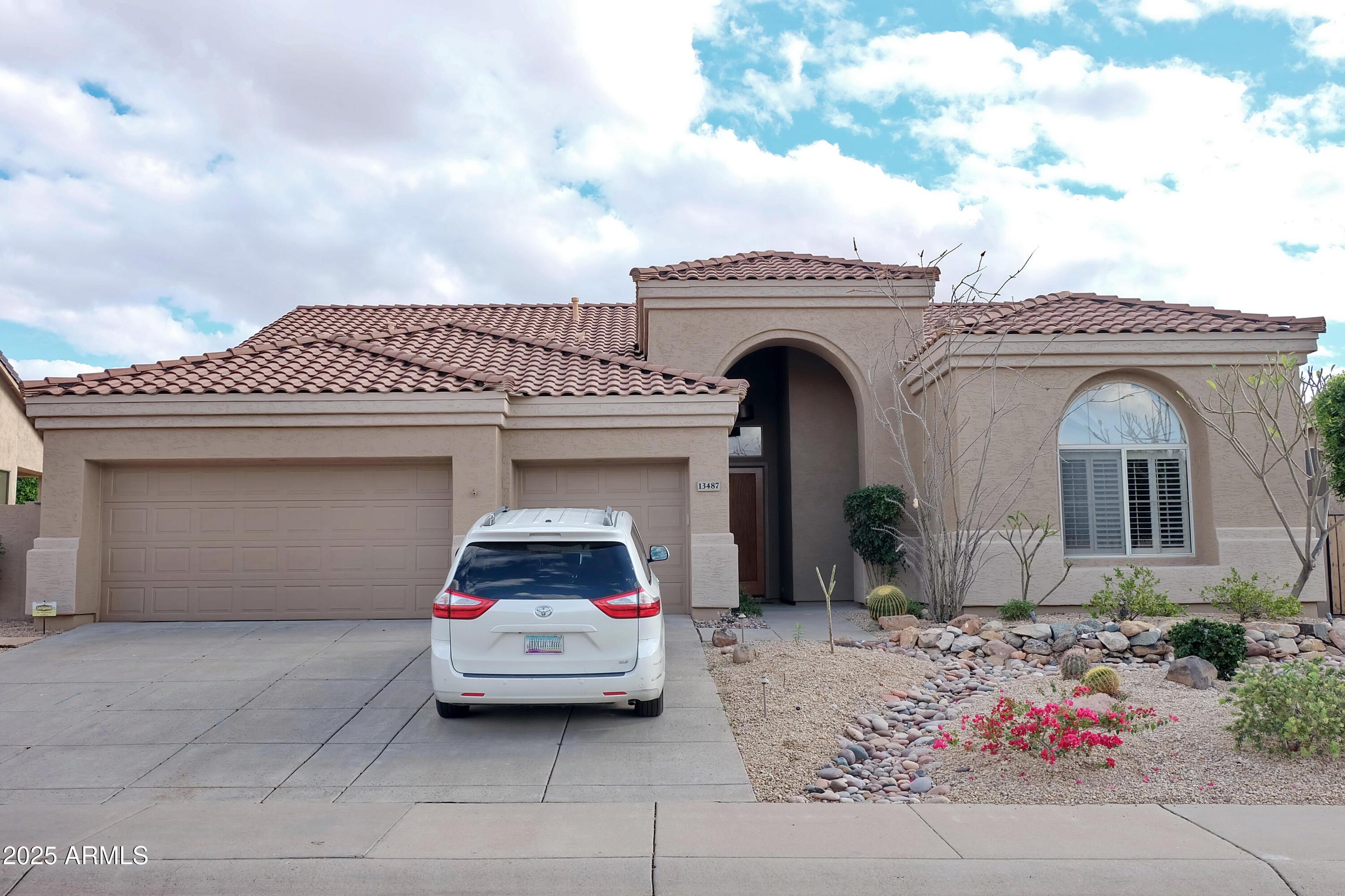 Photo one of 13487 E Gold Dust Ave Scottsdale AZ 85259 | MLS 6835773