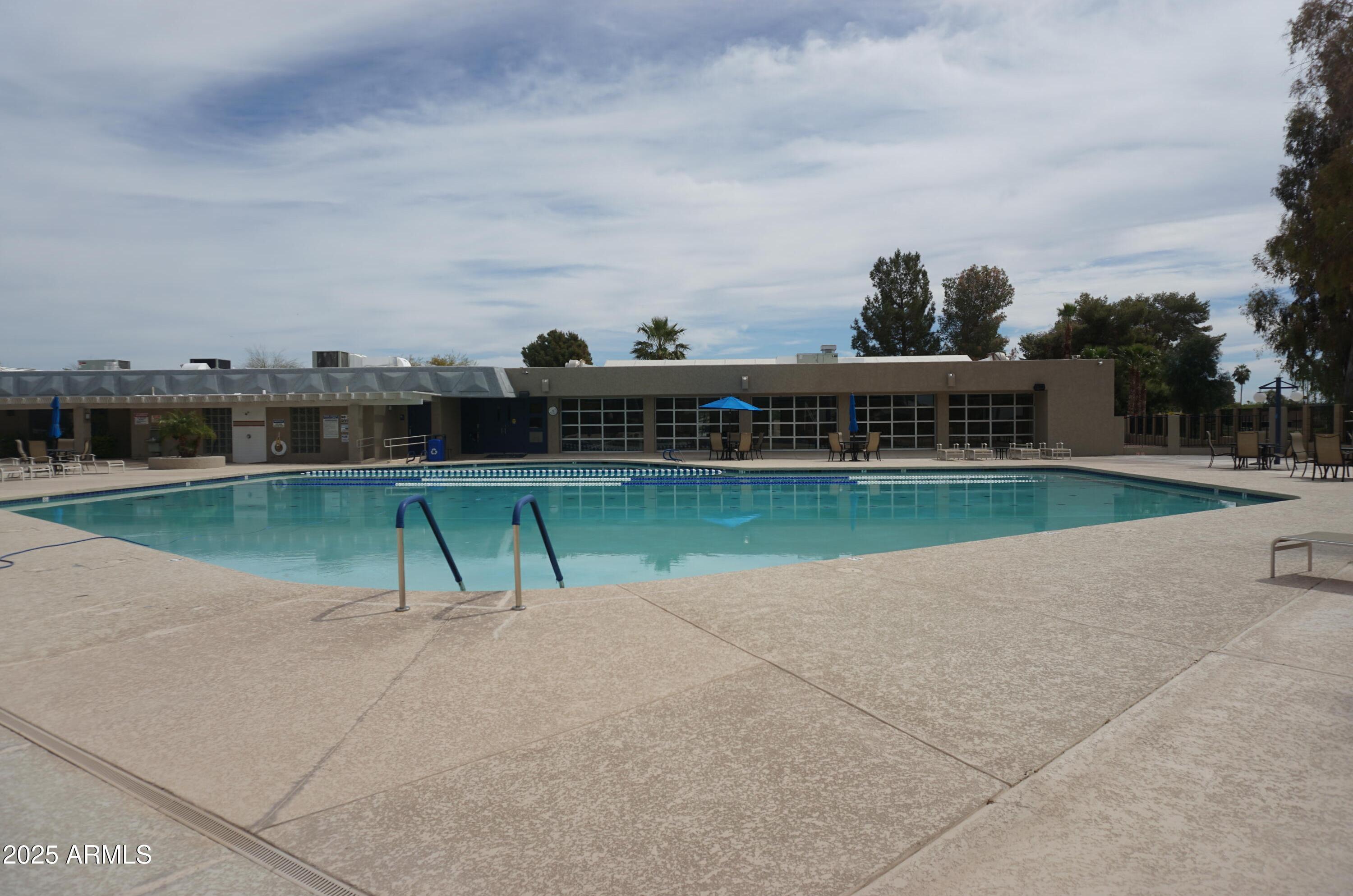 Photo #32