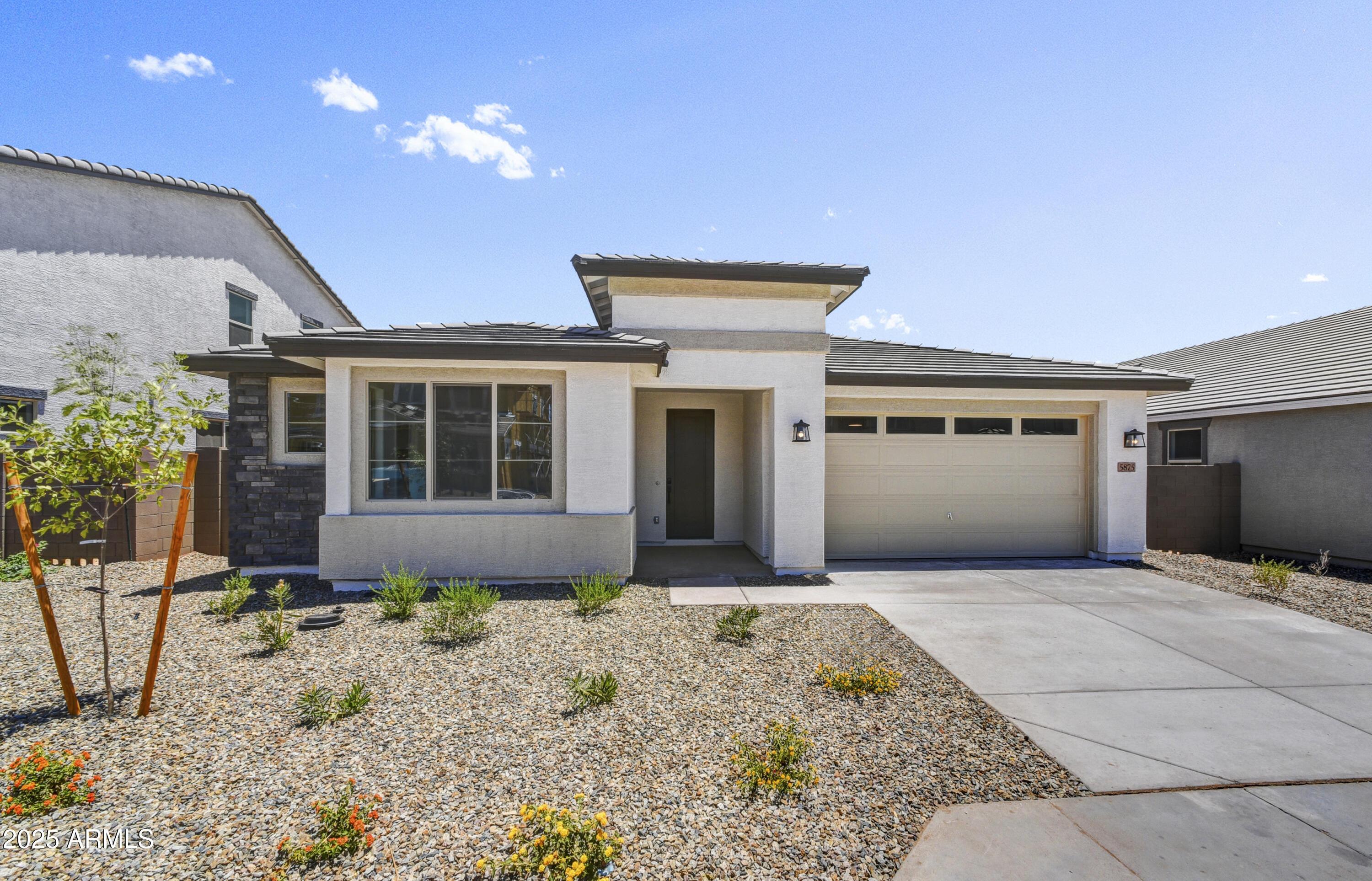 Photo one of 5875 N 193Rd Dr Litchfield Park AZ 85340 | MLS 6836975