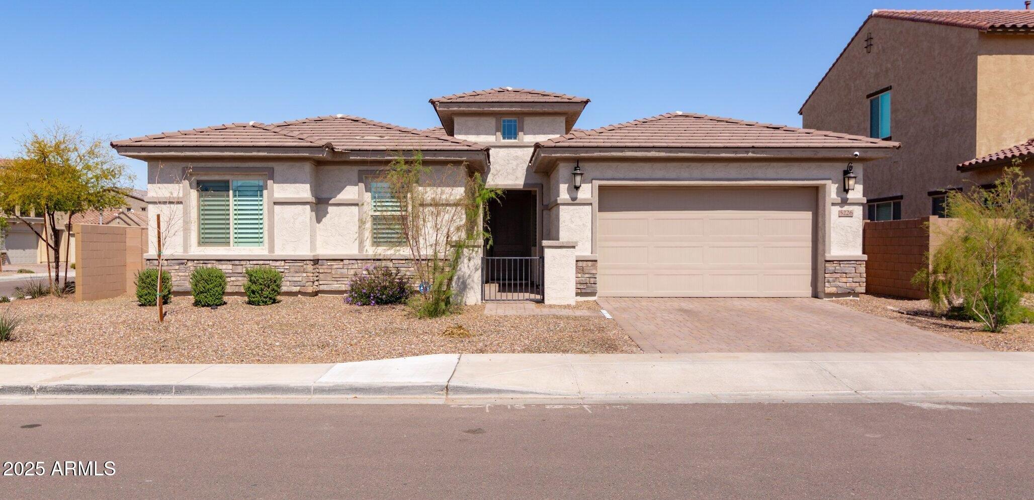Photo one of 5226 W Thresher Way Laveen AZ 85339 | MLS 6838378