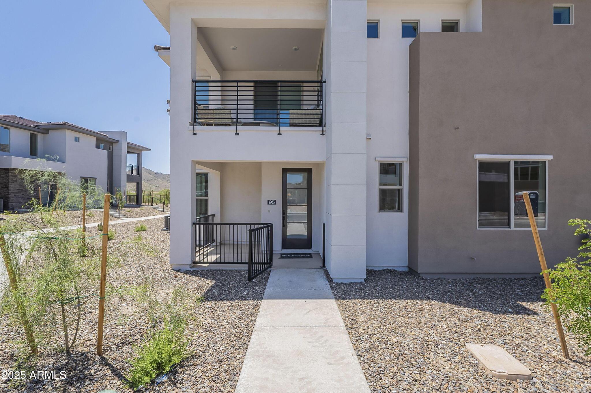 Photo one of 2121 W Sonoran Desert Dr # 95 Phoenix AZ 85085 | MLS 6839761