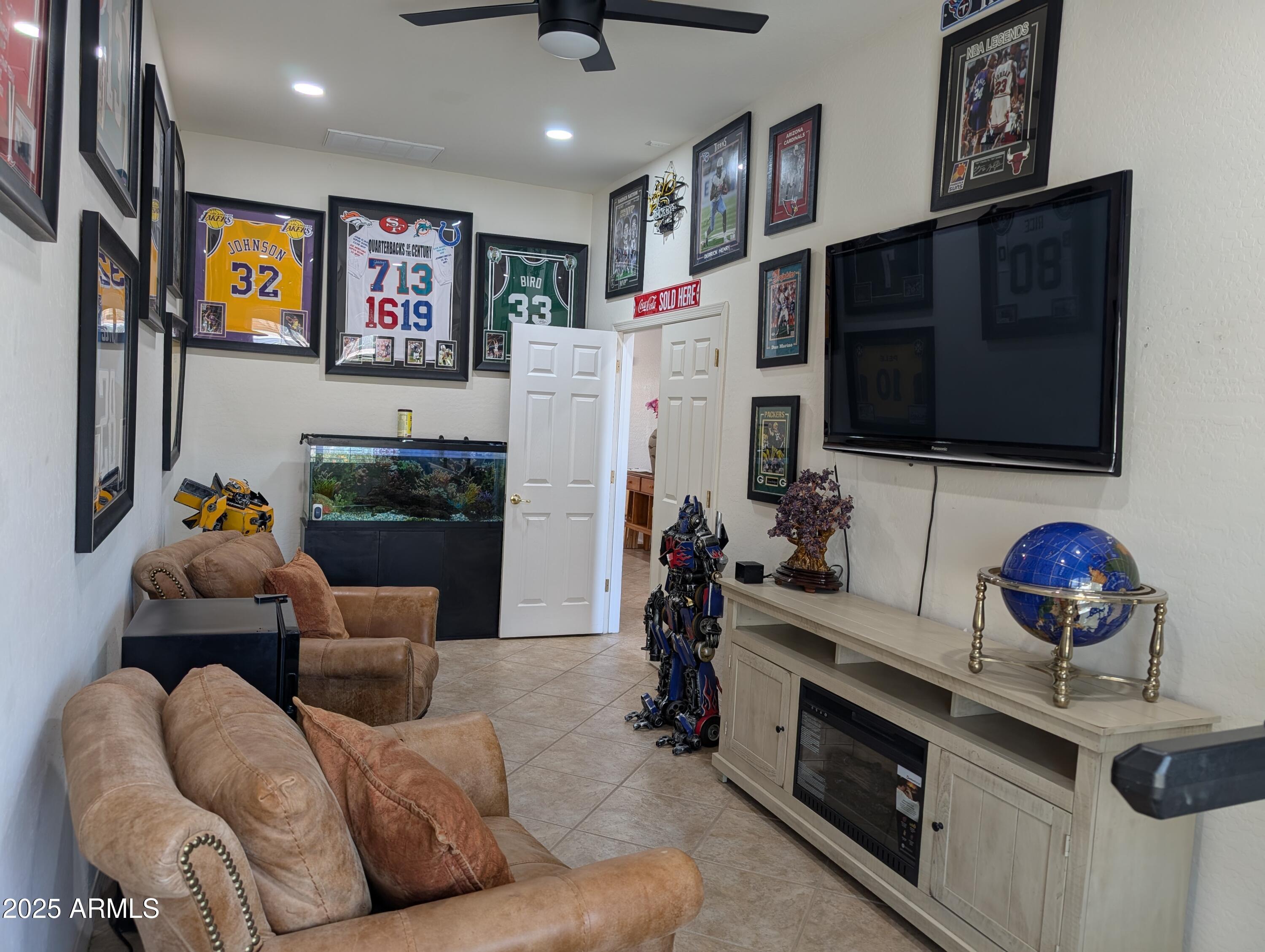 Photo #33