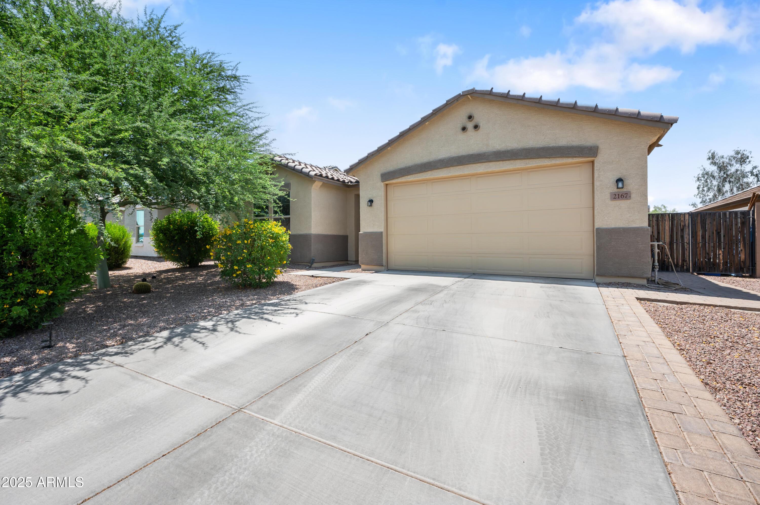 Photo one of 2167 W Ethan Ct San Tan Valley AZ 85144 | MLS 6841452