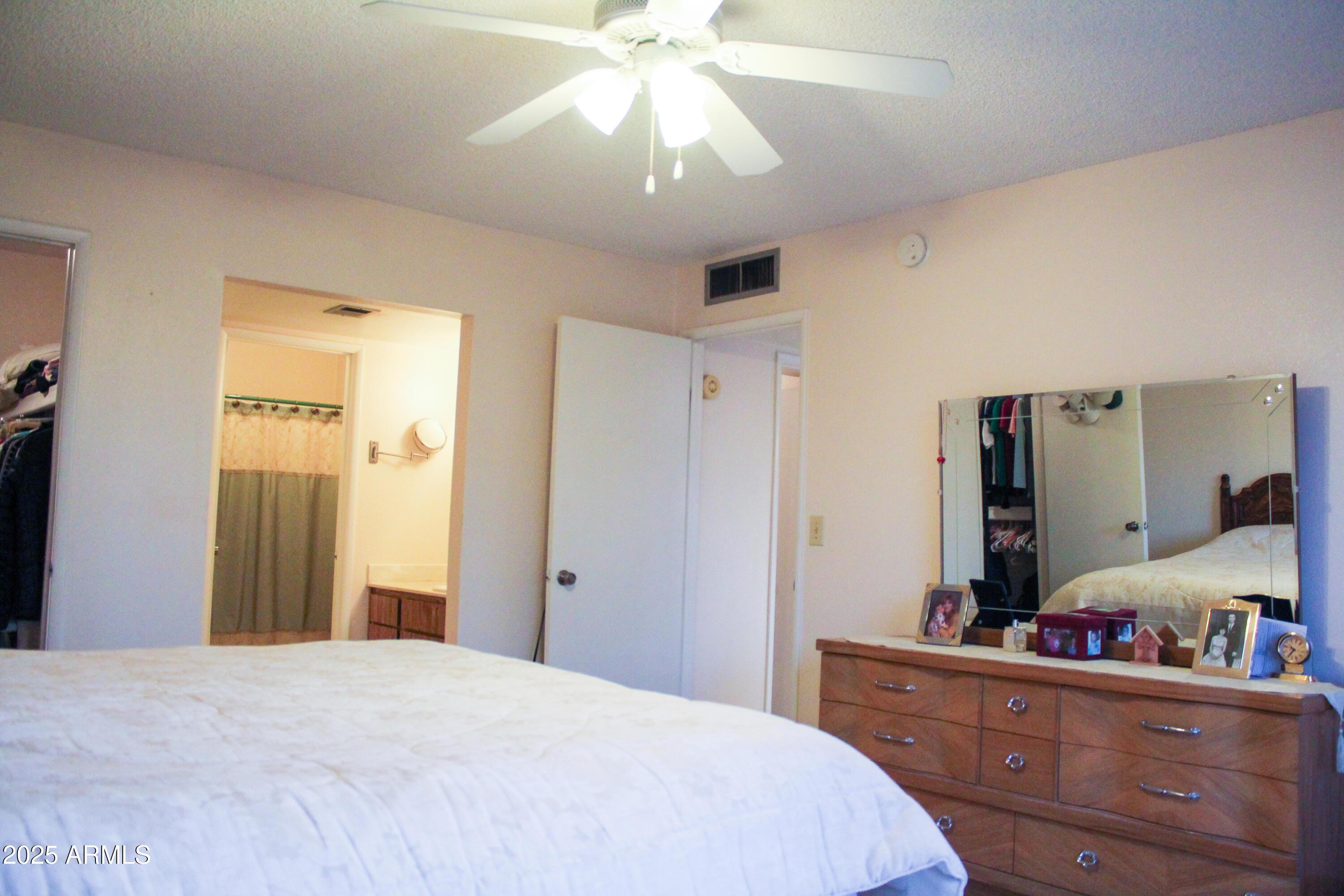 Photo #18