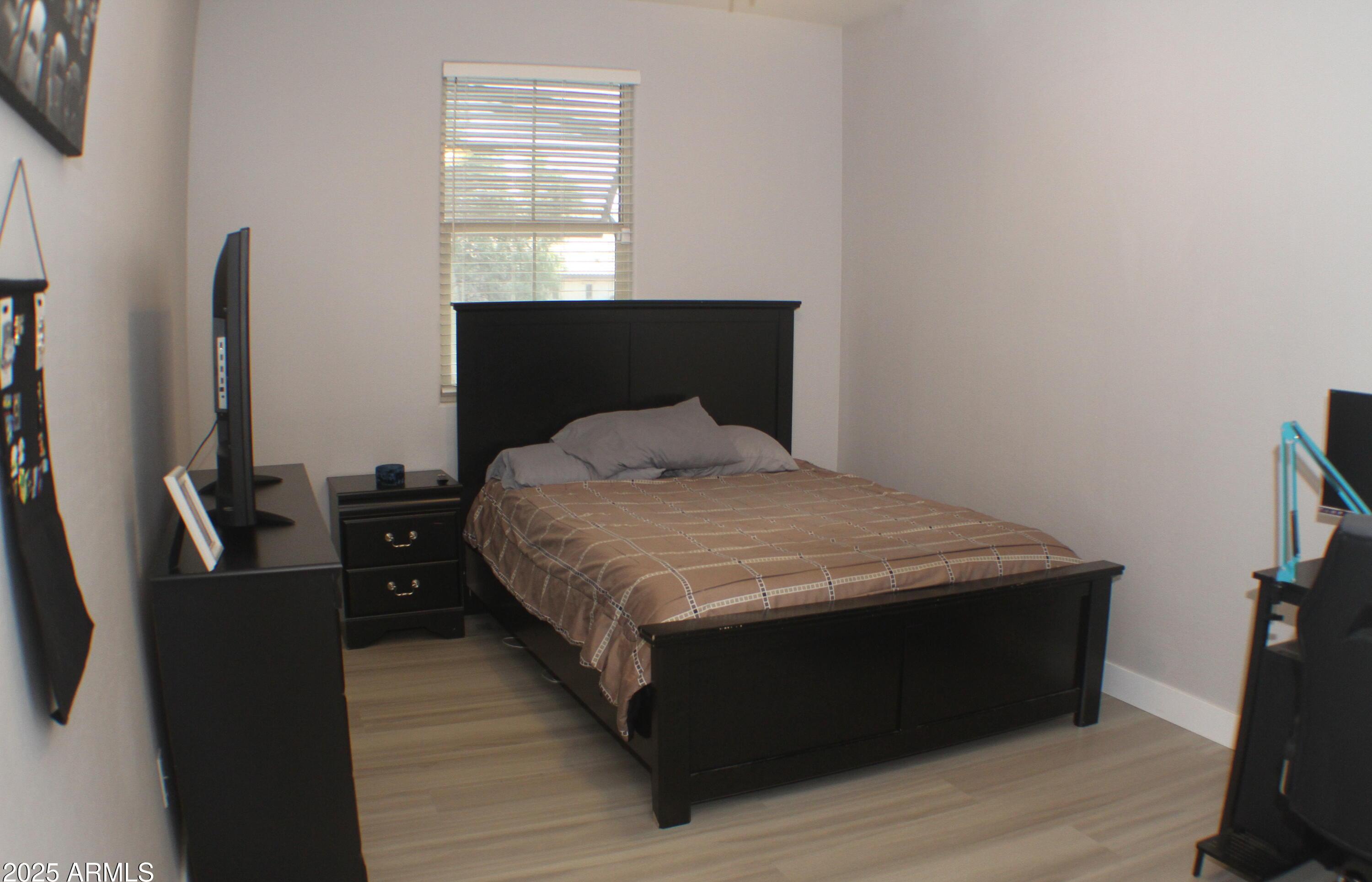 Photo #32