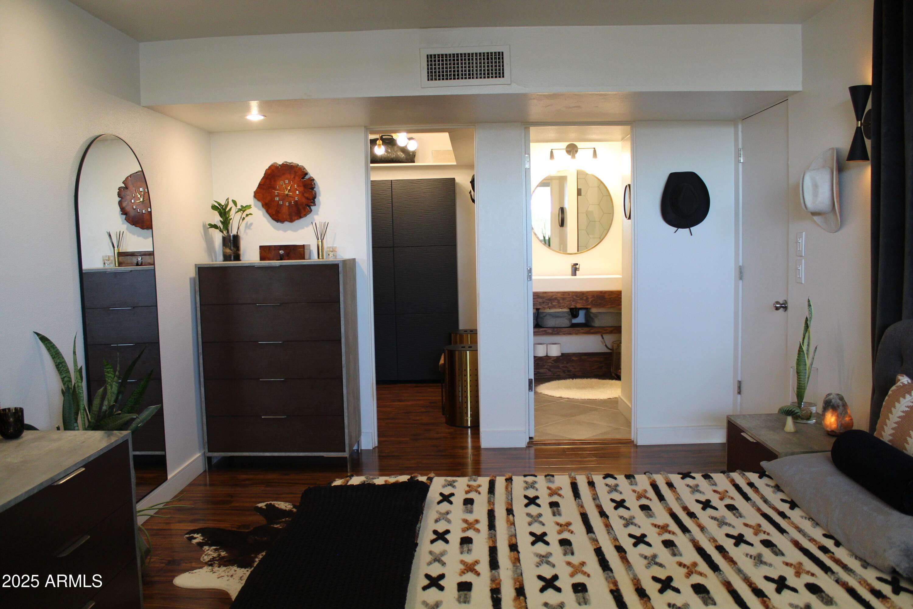 Photo #30