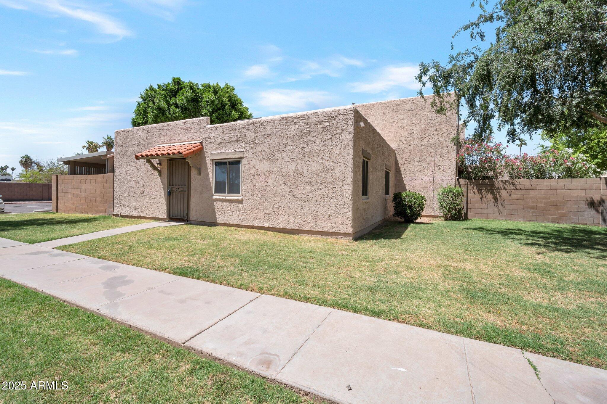 Photo one of 600 S Dobson Rd # 67 Mesa AZ 85202 | MLS 6847162