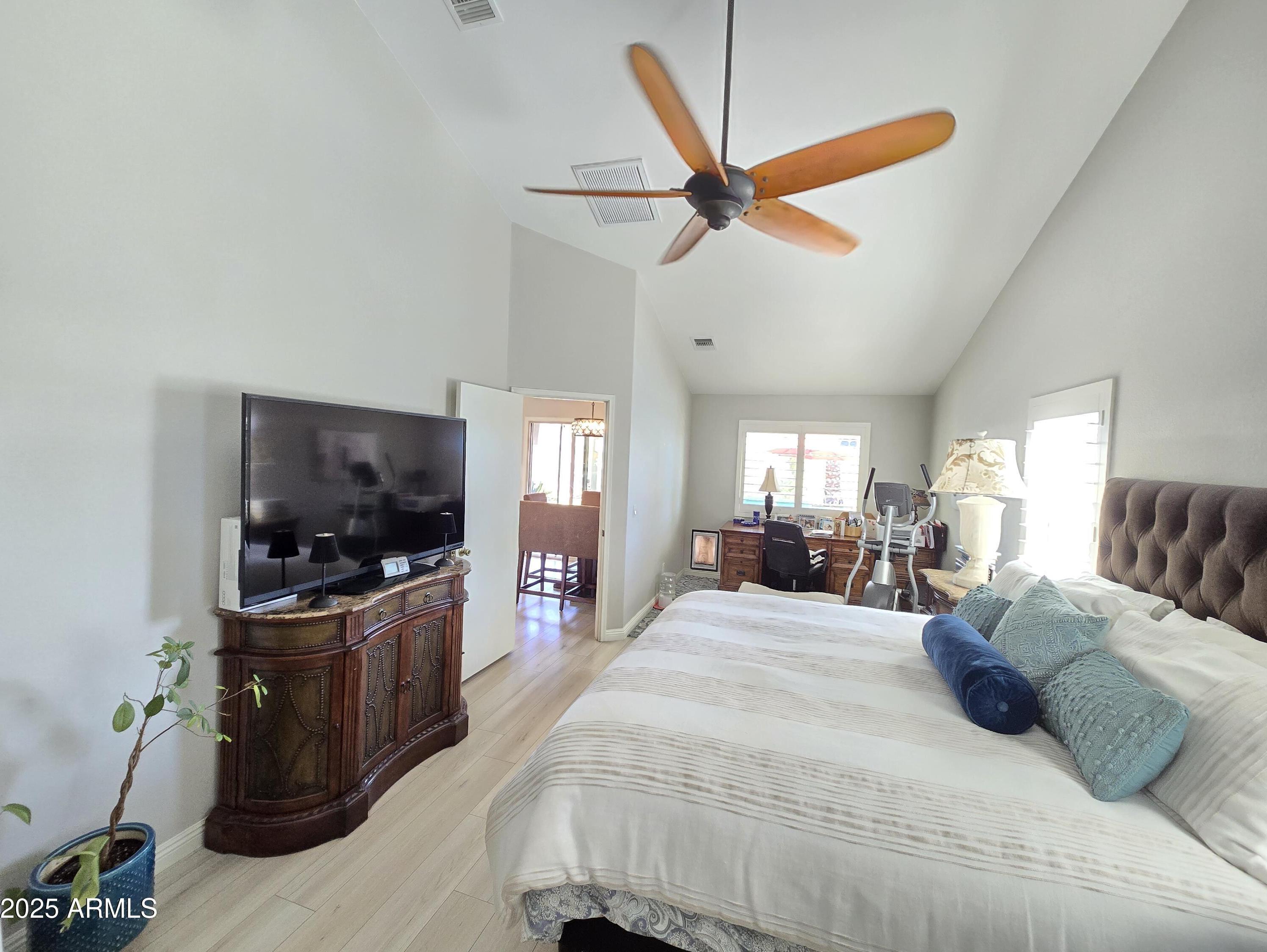 Photo #31