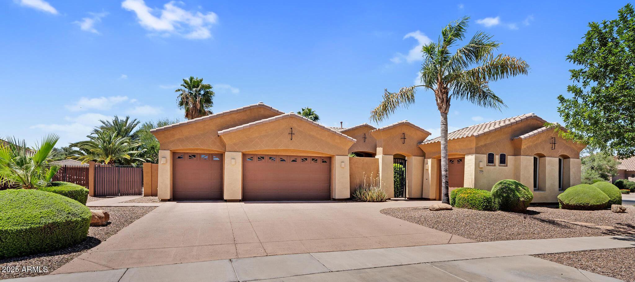 Photo one of 4204 S Winter Ln Gilbert AZ 85297 | MLS 6855847