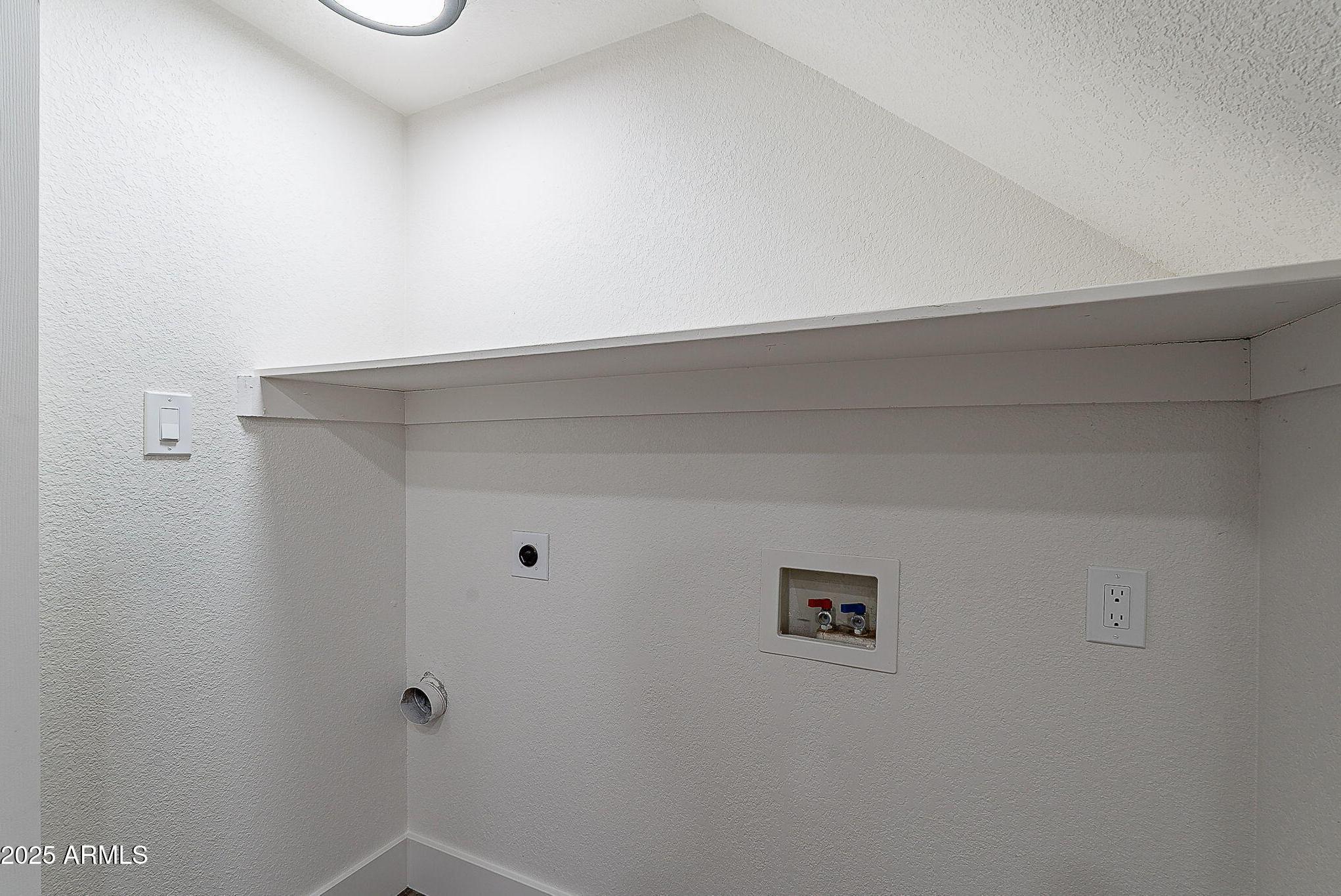 Photo #33