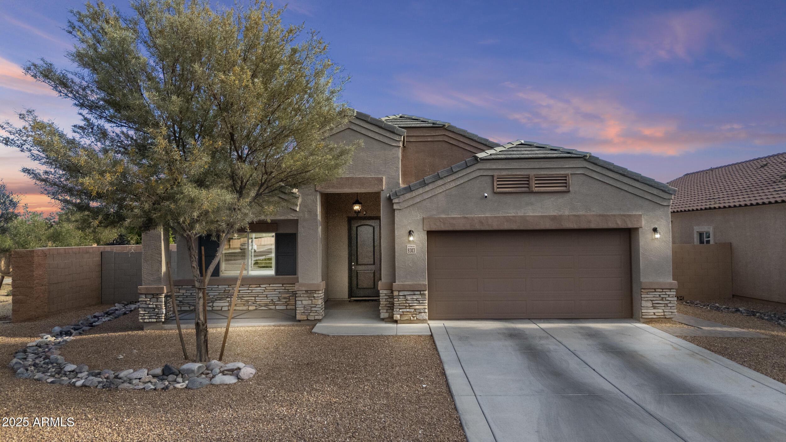 Photo one of 9303 W Oregon Ave Glendale AZ 85305 | MLS 6855850