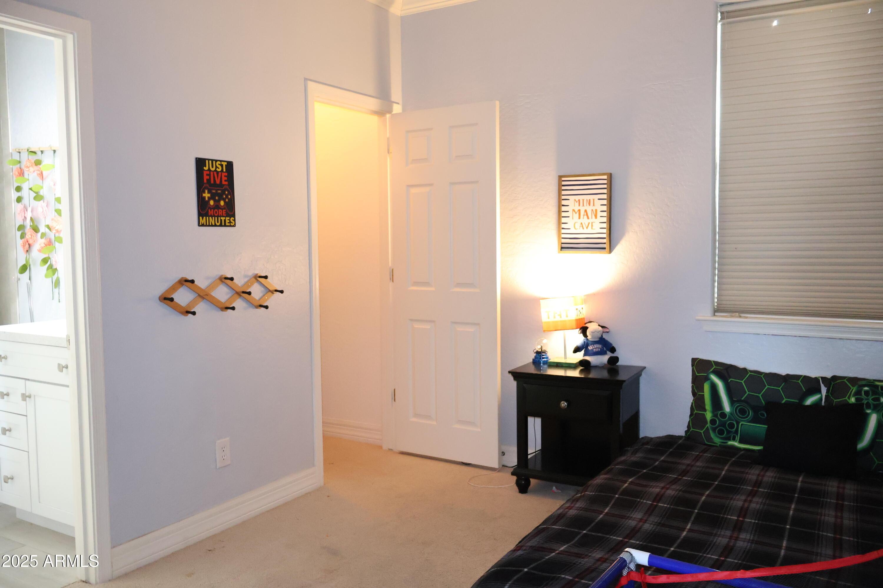 Photo #32