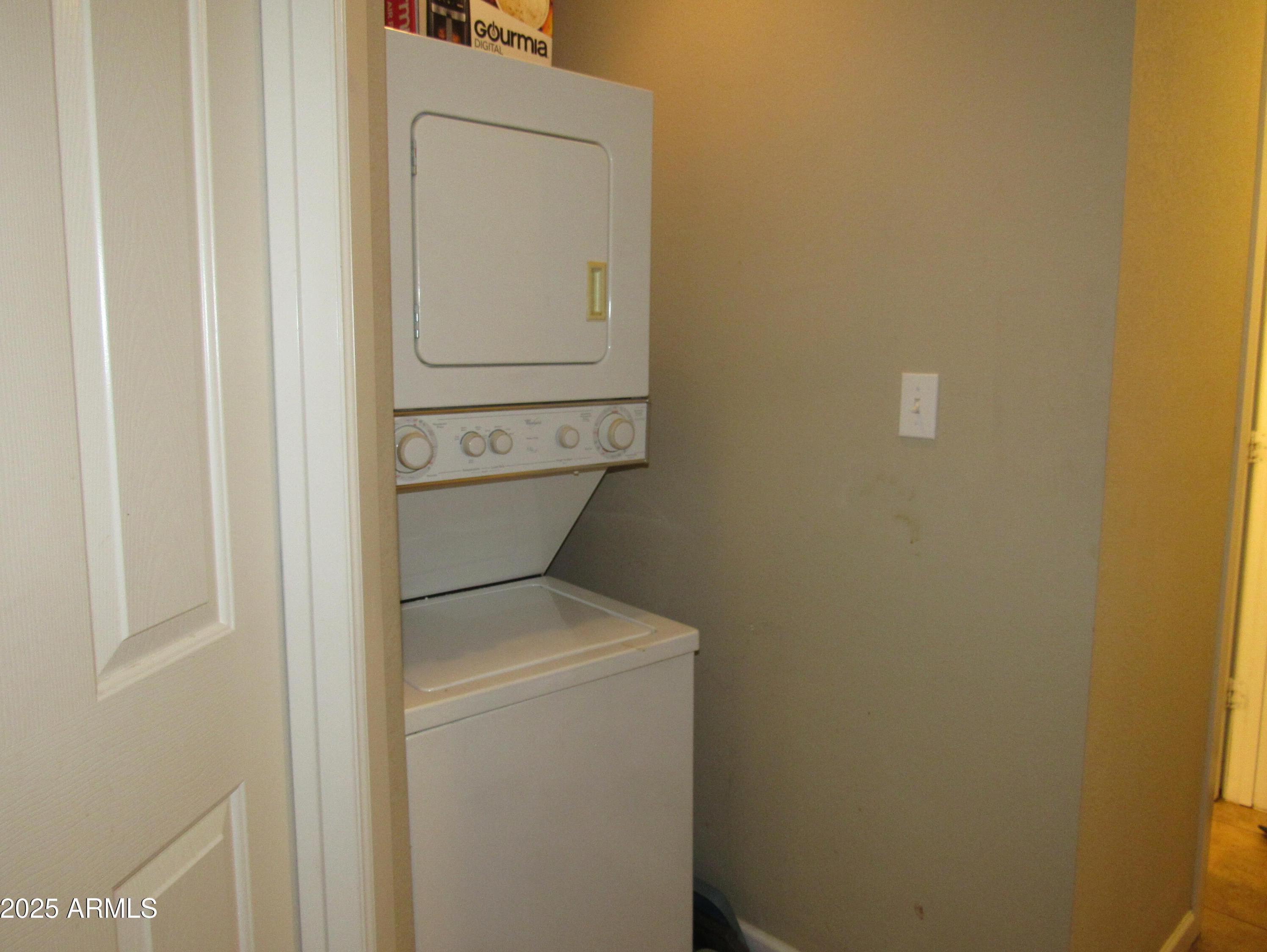 Photo #11