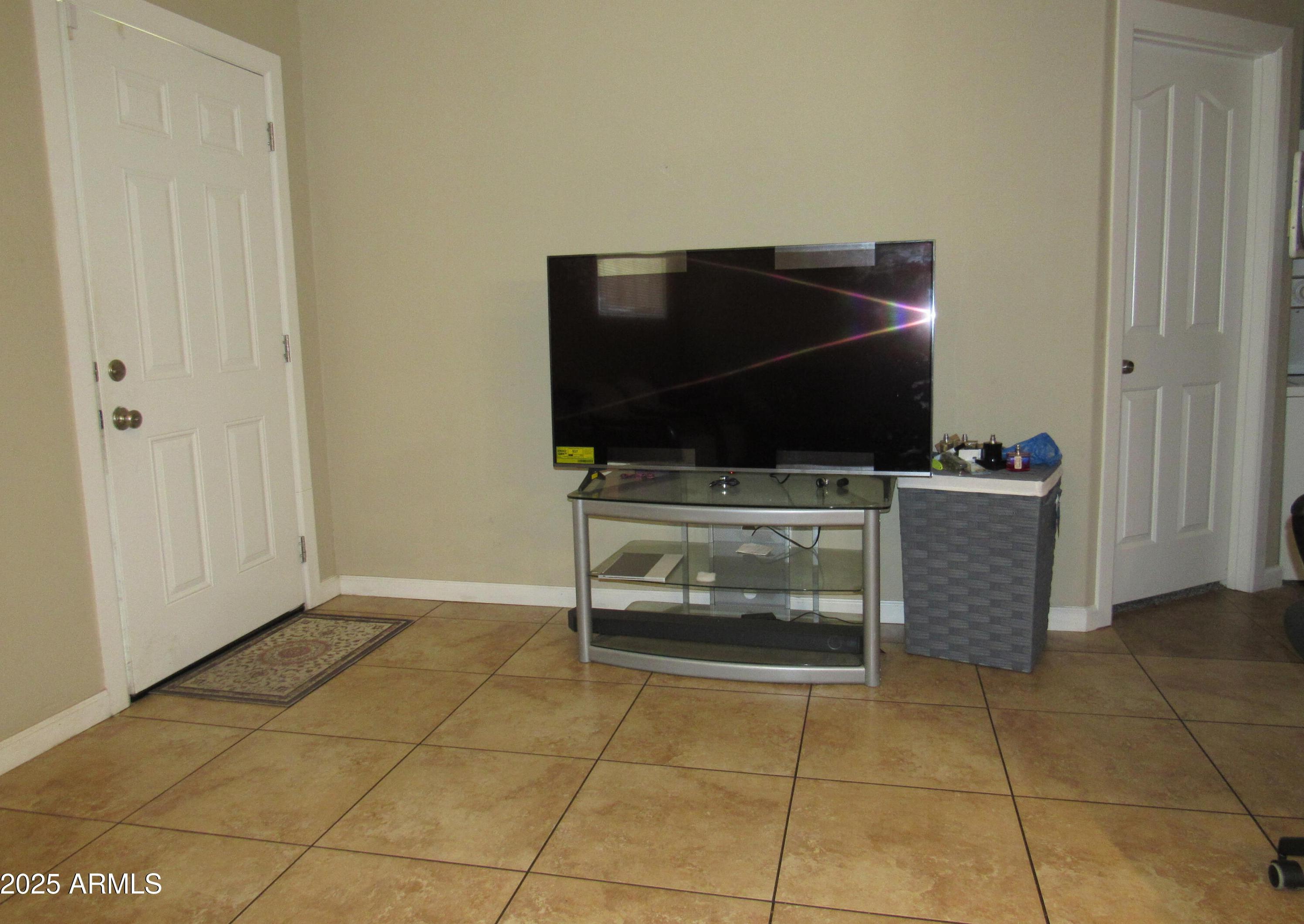 Photo #10