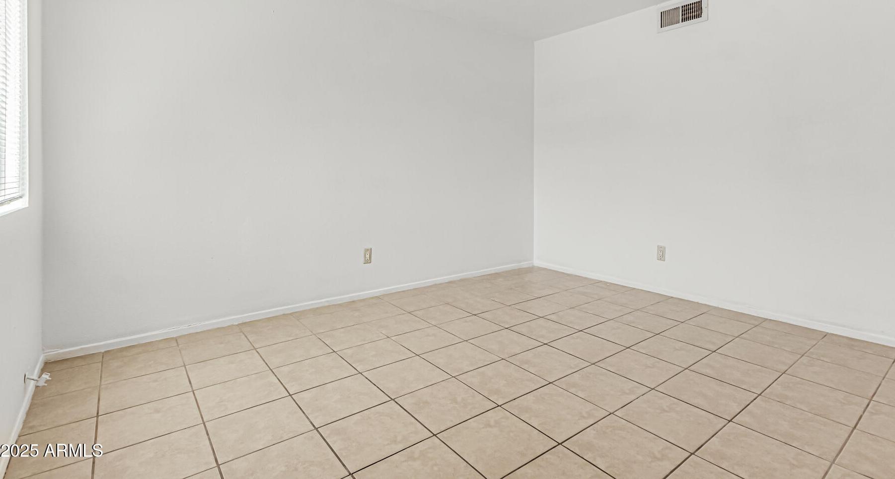 Photo #4