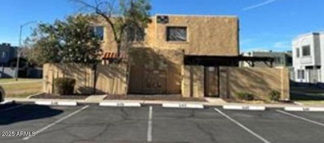 Photo one of 5416 W Hearn Rd Glendale AZ 85306 | MLS 6861575