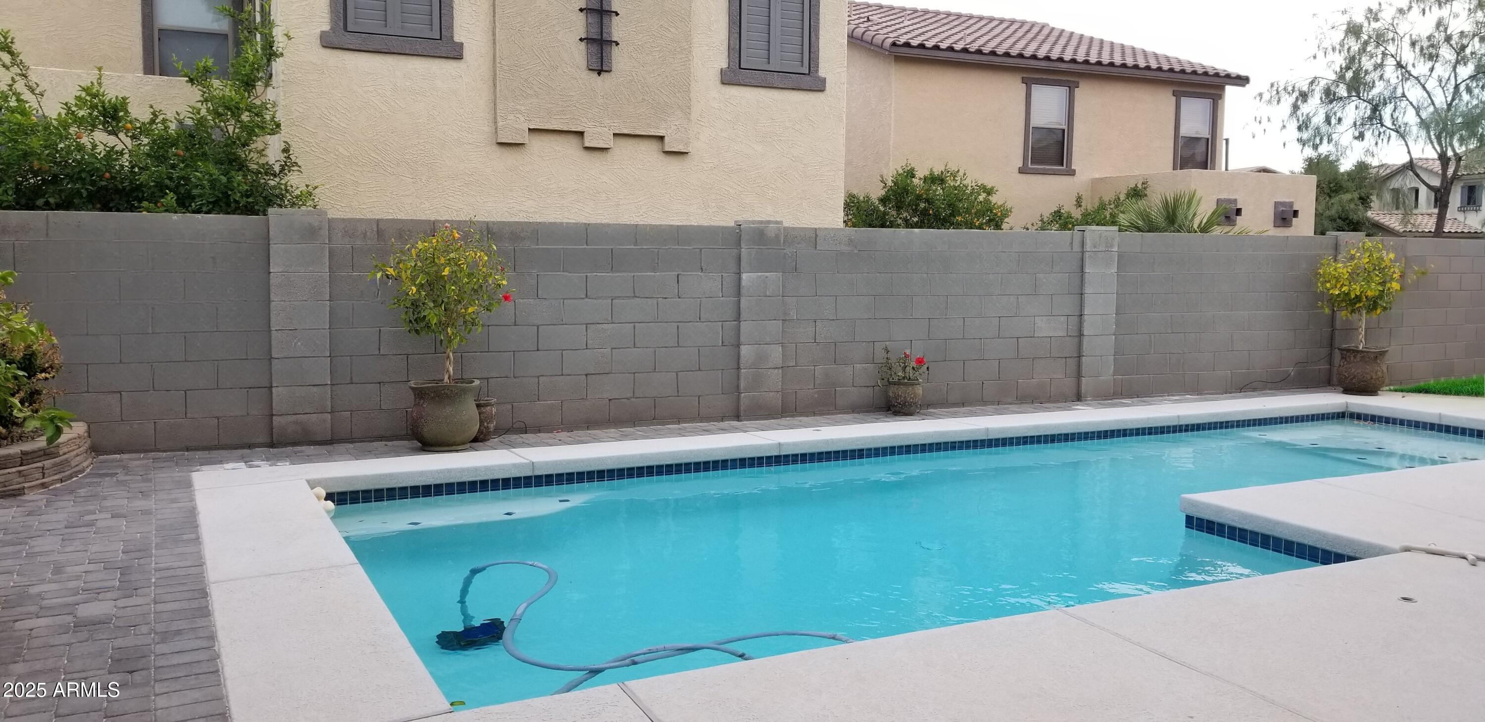 Photo #32