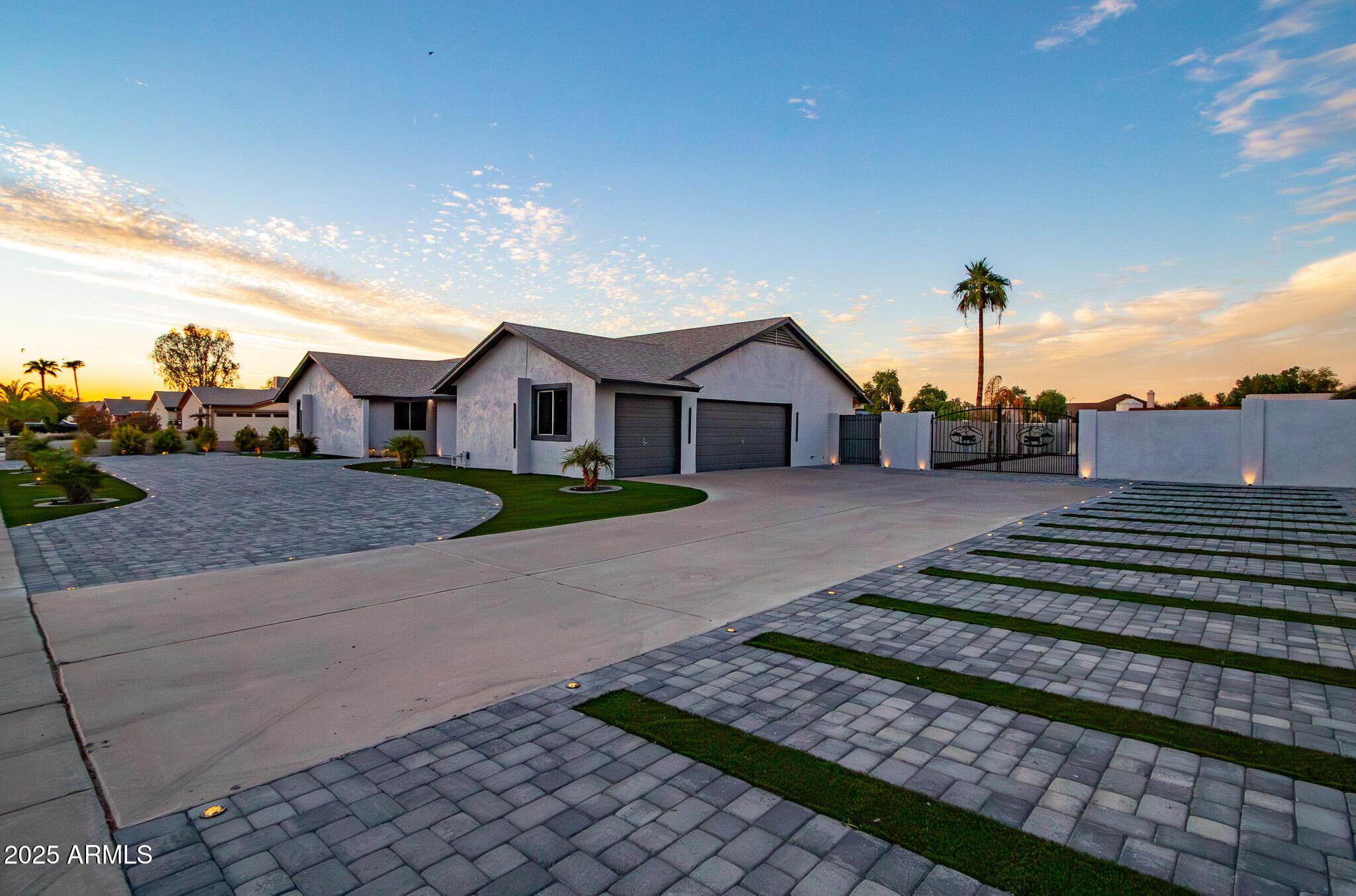 Photo one of 5922 W Michelle Dr Glendale AZ 85308 | MLS 6862036