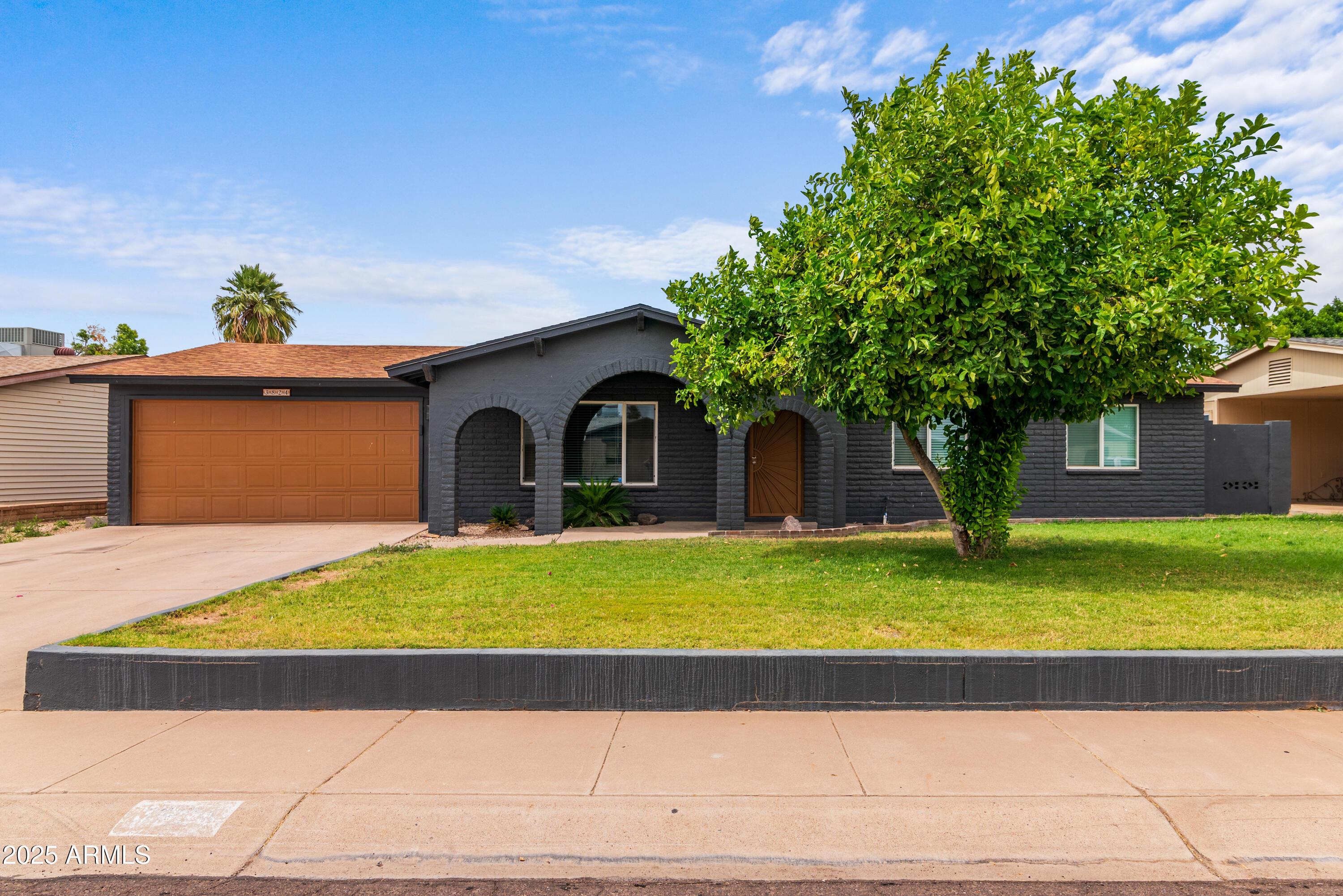 Photo one of 3824 W Carol Ave Phoenix AZ 85051 | MLS 6862378