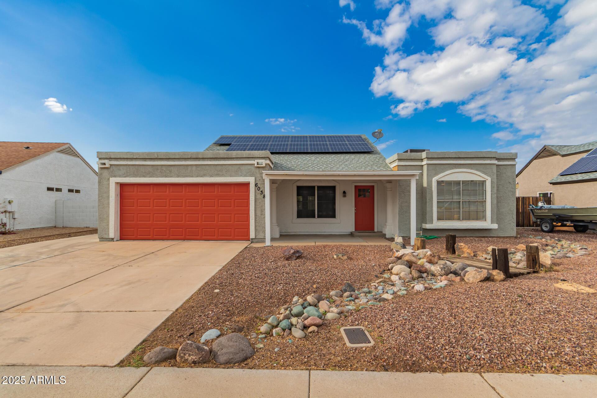 Photo one of 6038 W Gelding Dr Glendale AZ 85306 | MLS 6862613