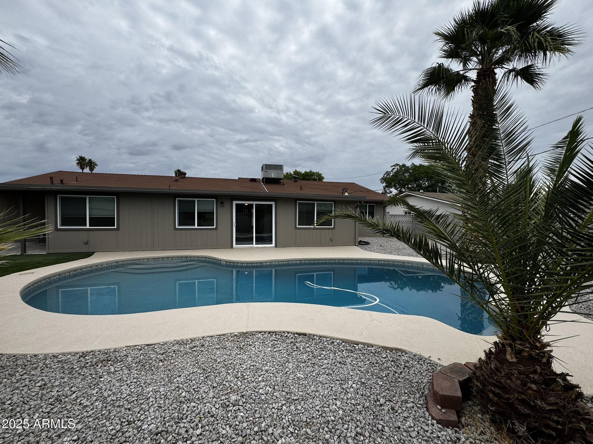Photo #42