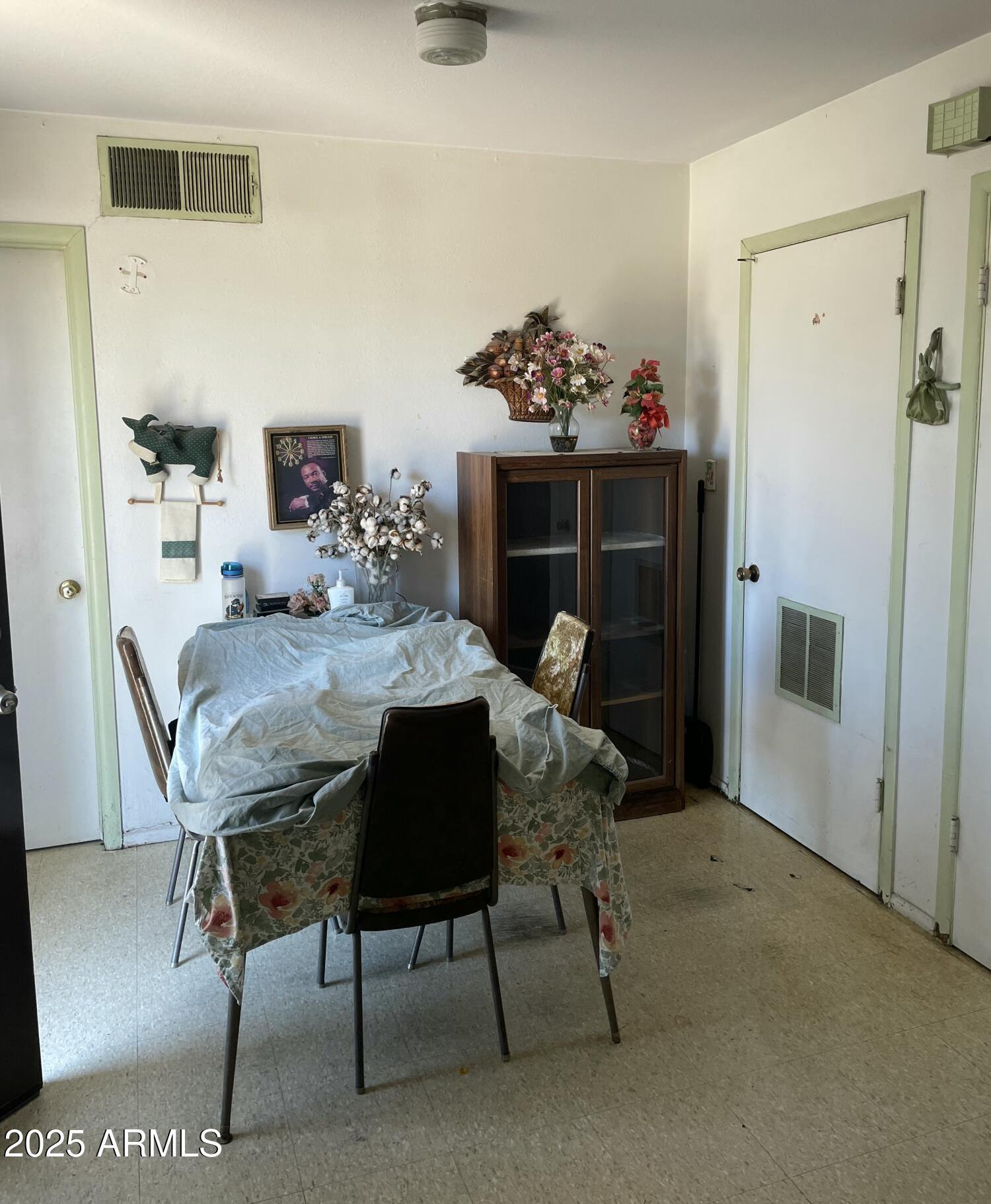 Photo #6