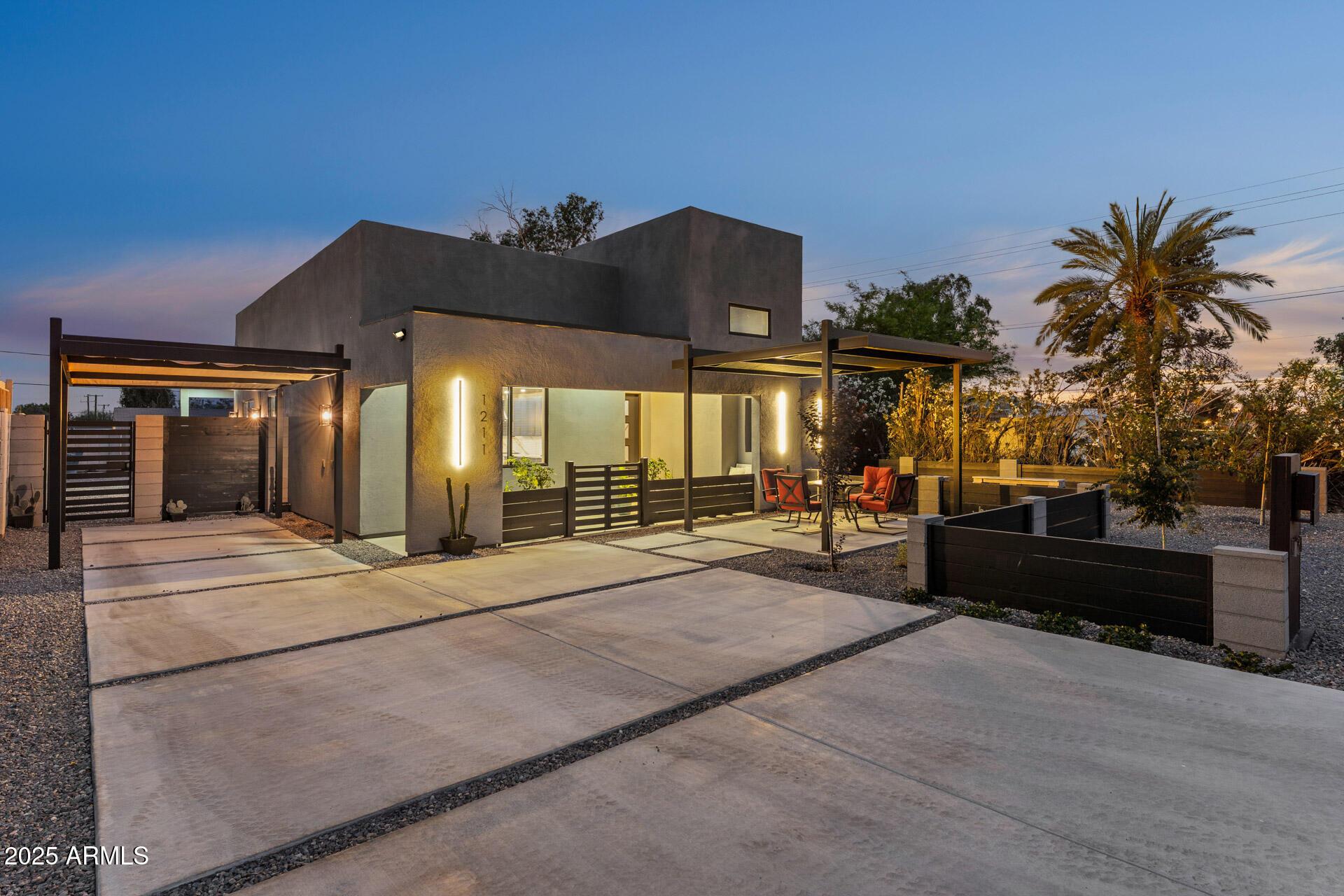Photo one of 1211 E Hayward Ave Phoenix AZ 85020 | MLS 6864504