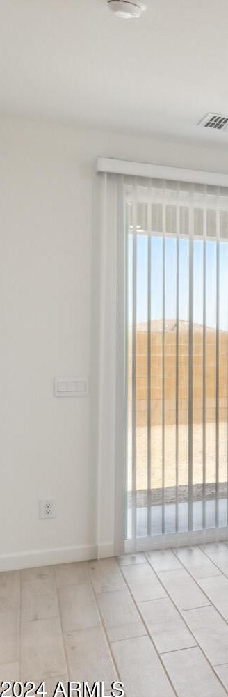 Photo #11