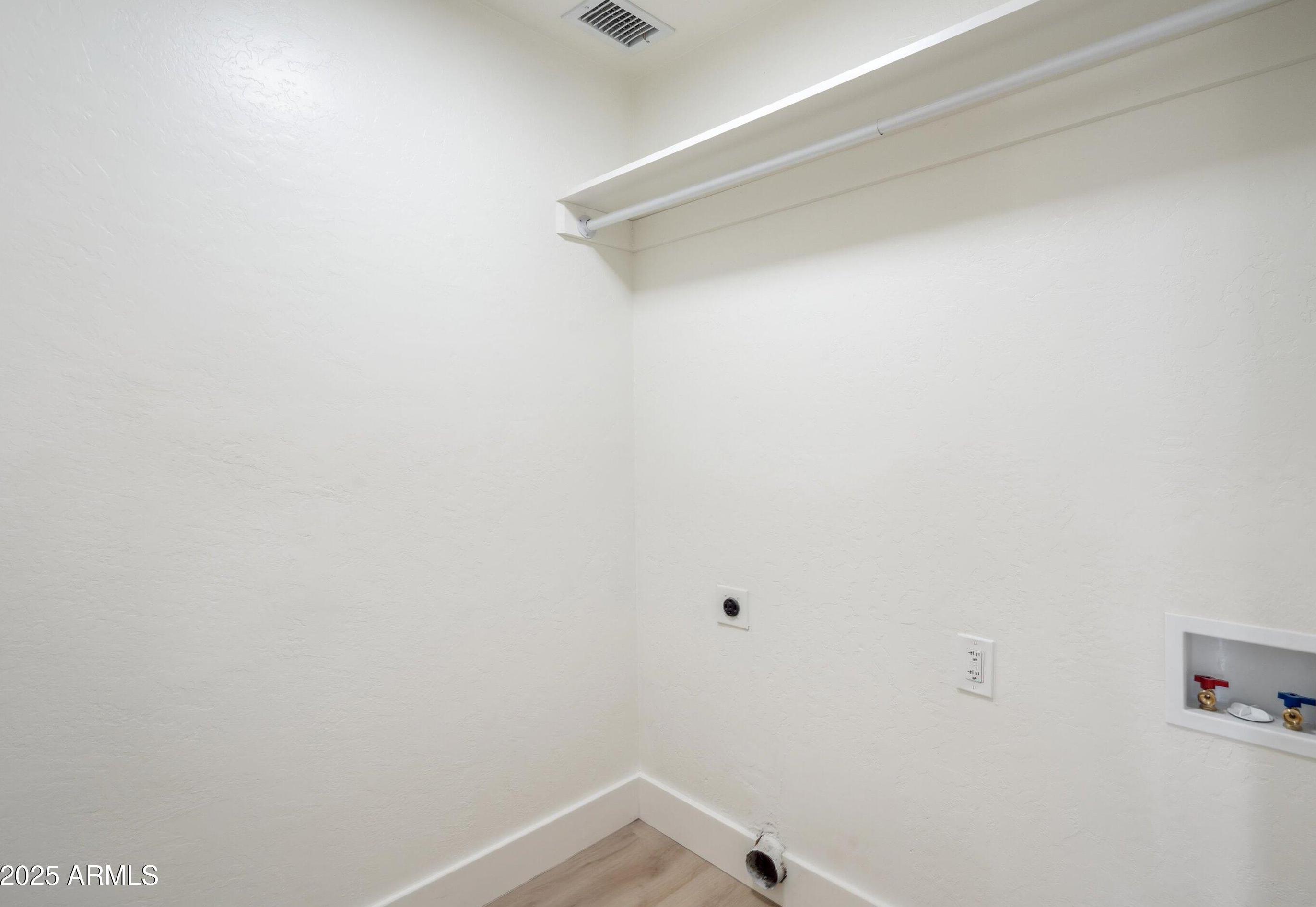Photo #24