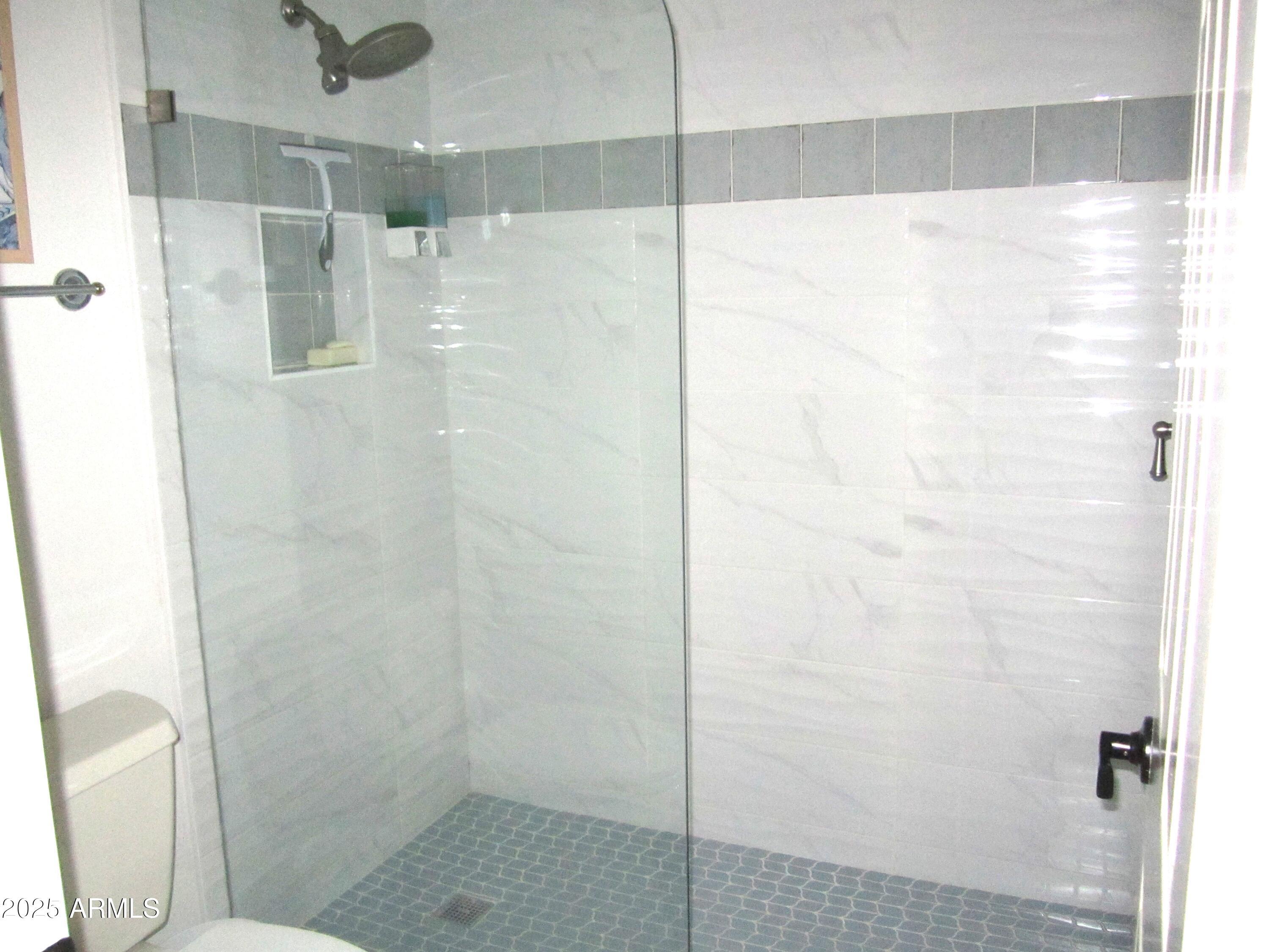 Photo #10